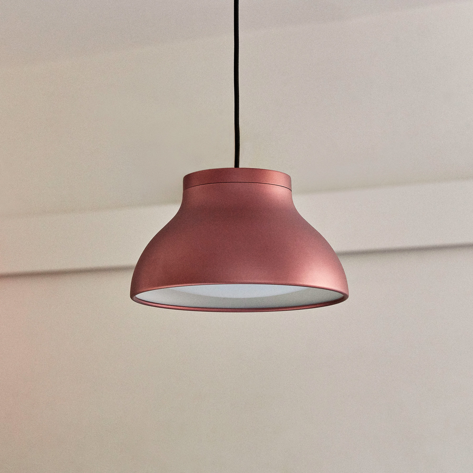 HAY PC Small pendant light with a diffuser, red