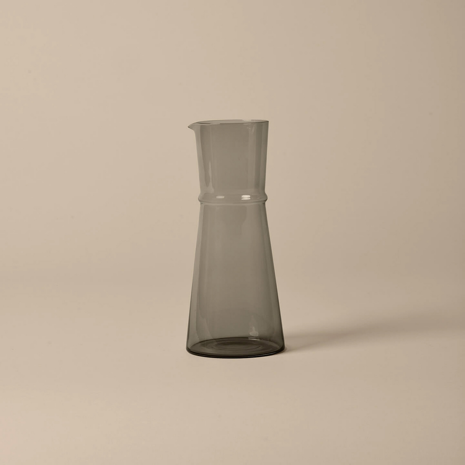 Boya carafe, grey, 1.35 litres, height 25 cm, glass – ferm LIVING