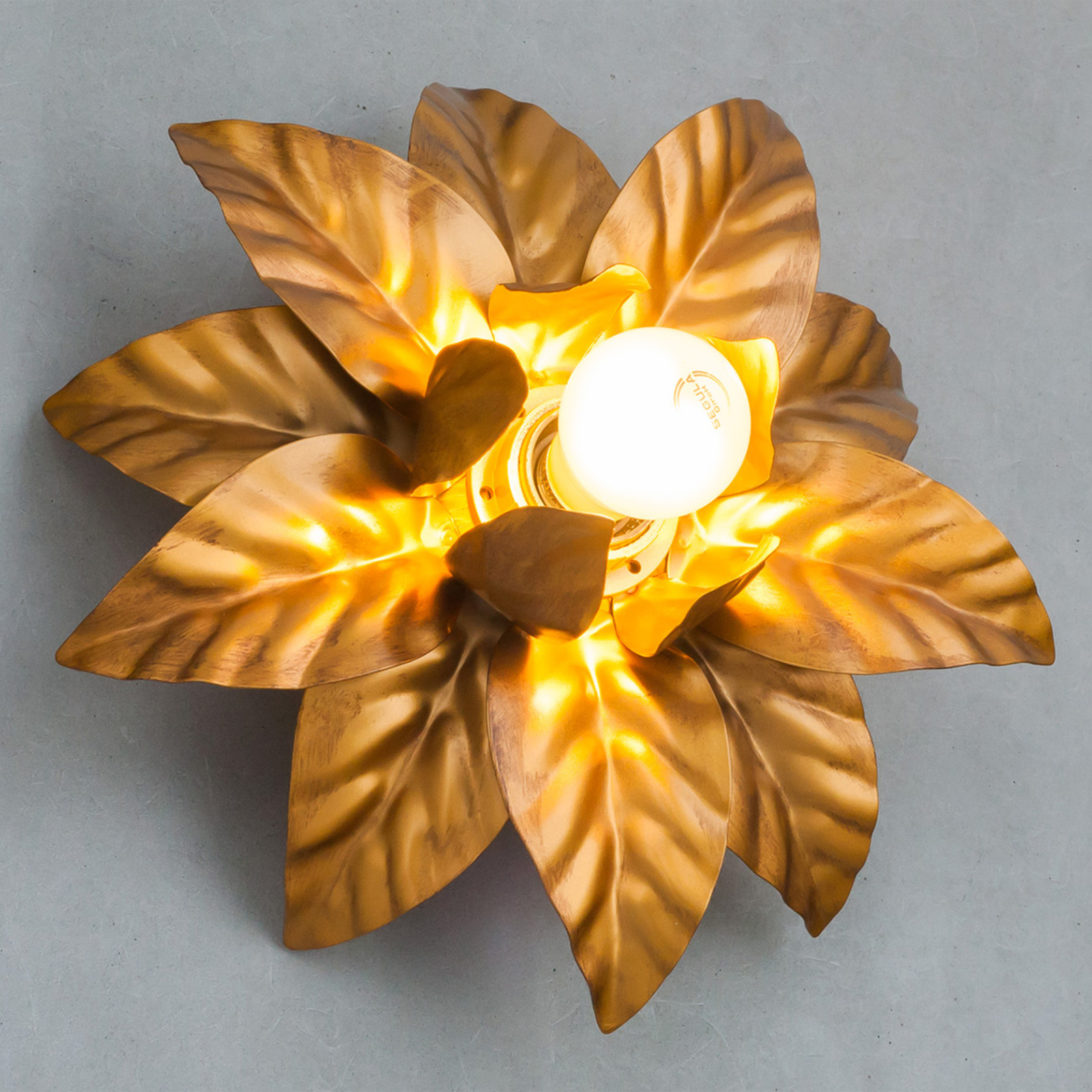 Plafonnier ANTIQUE à feuilles dorées 26 cm