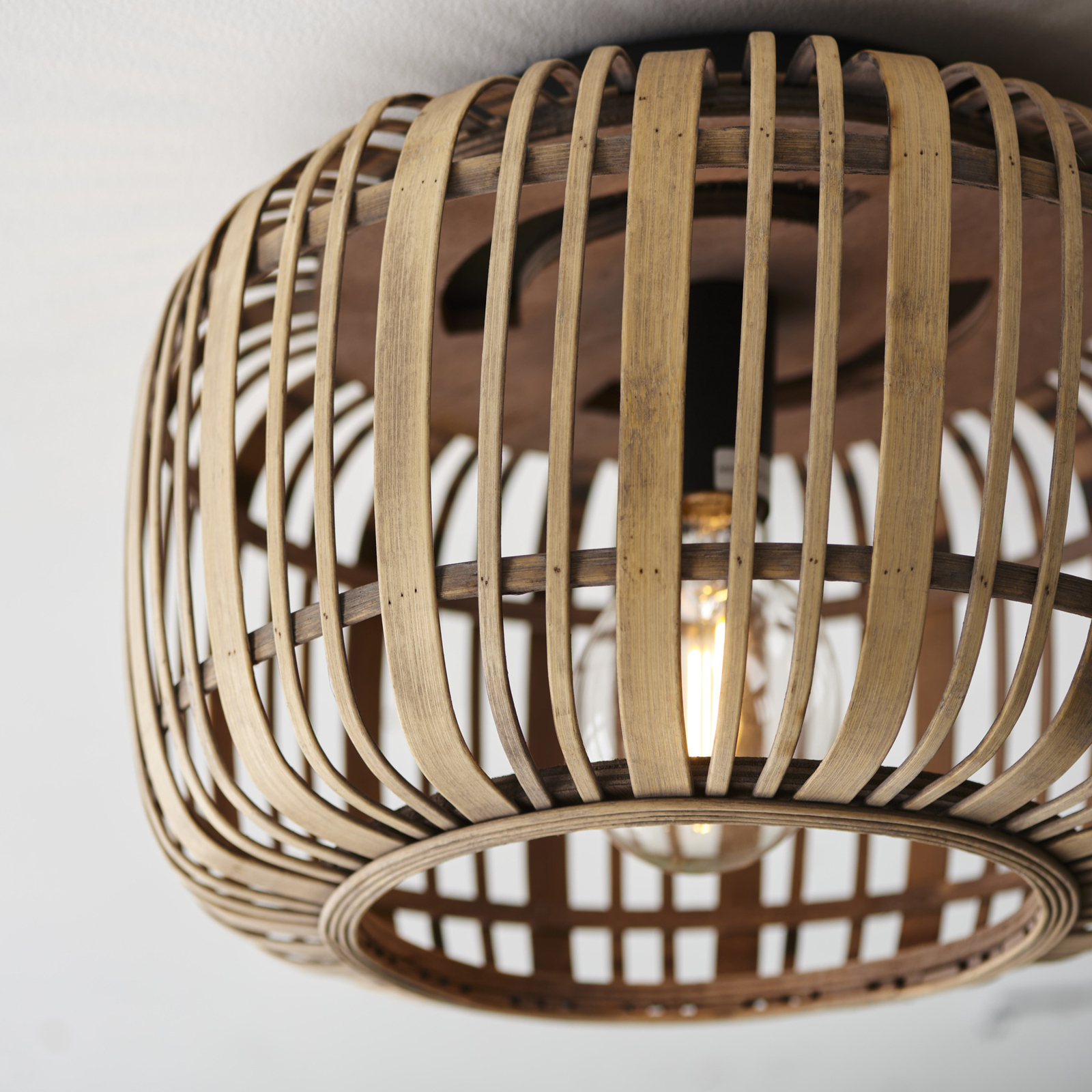 Stropní svítidlo Woodrow, Ø 40 cm, světlé dřevo, bambus/kov