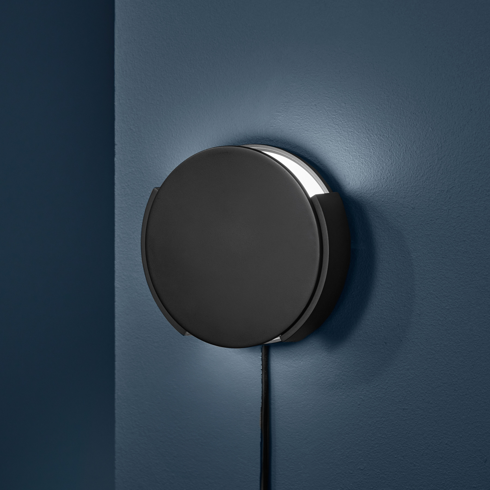 FRANDSEN Wandlampe Rotate, Ø 15 cm, Metall