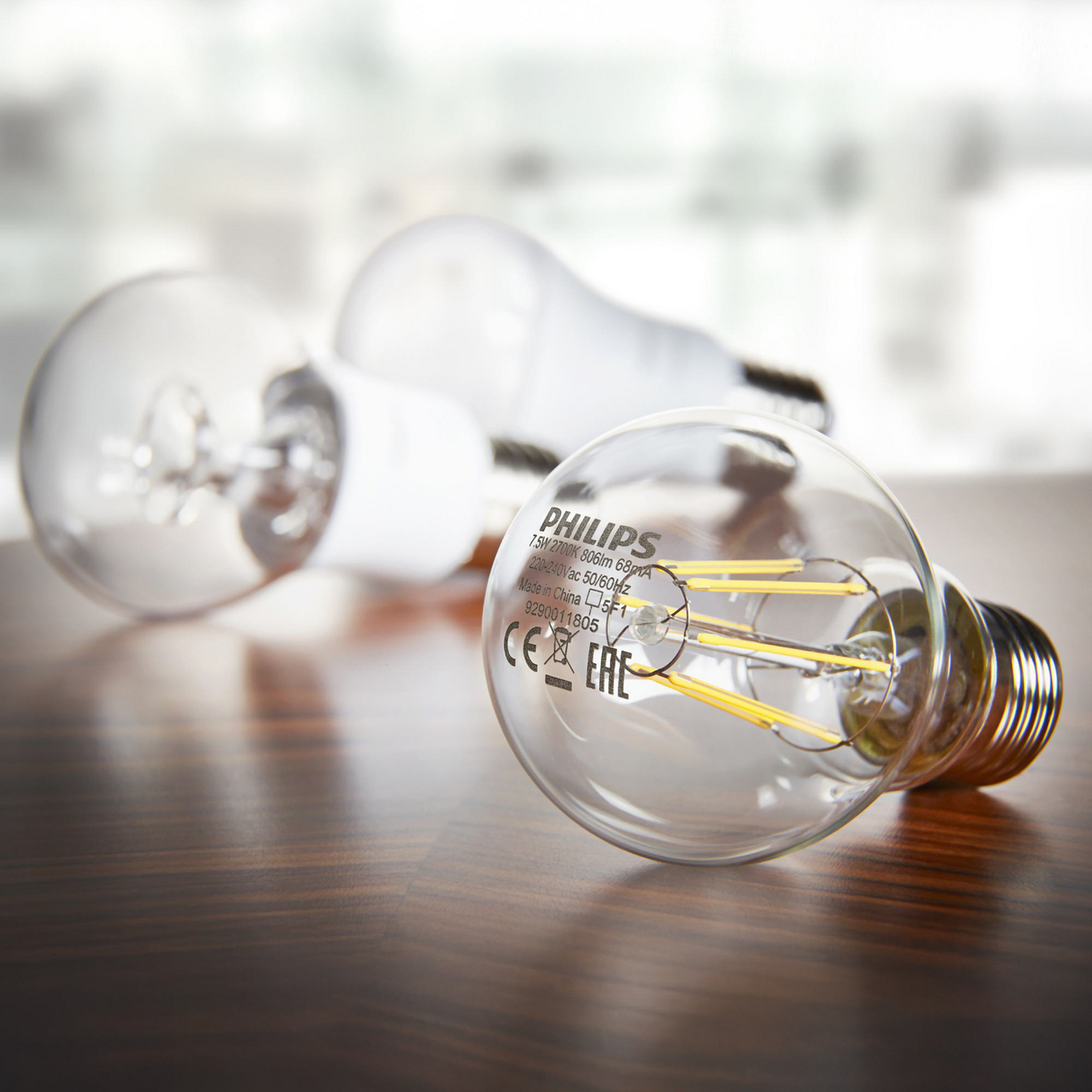 Philips LED-pære E27 A60 7W 806lm 2700K filament 3-pak