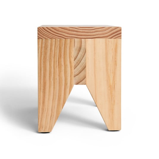 Taburete Manolito, madera de pino natural, 30 x 20 x 25 cm - HAY