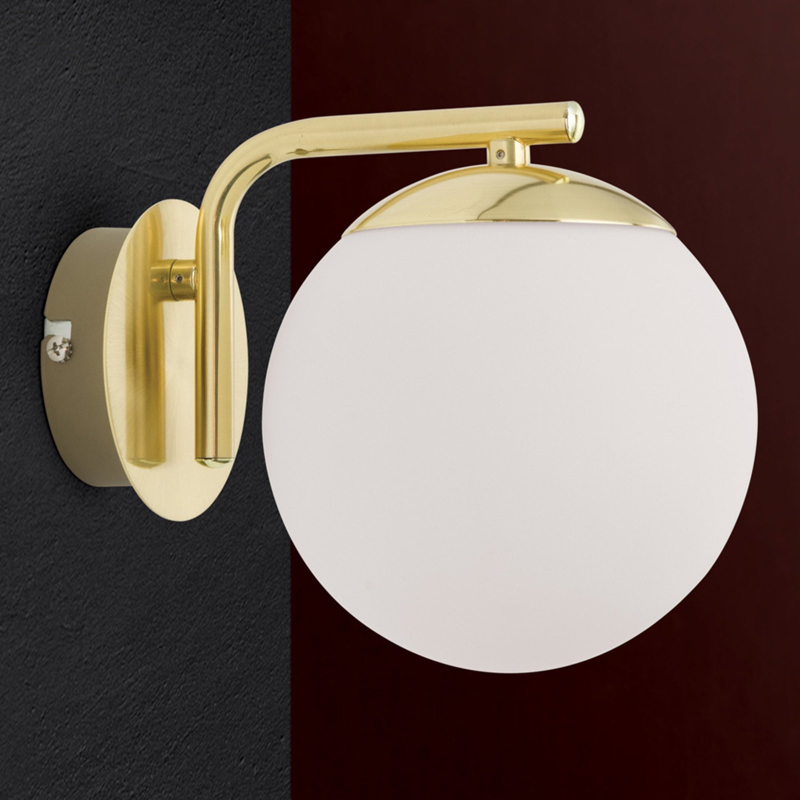 Madis wall light with a glass ball, matt brass