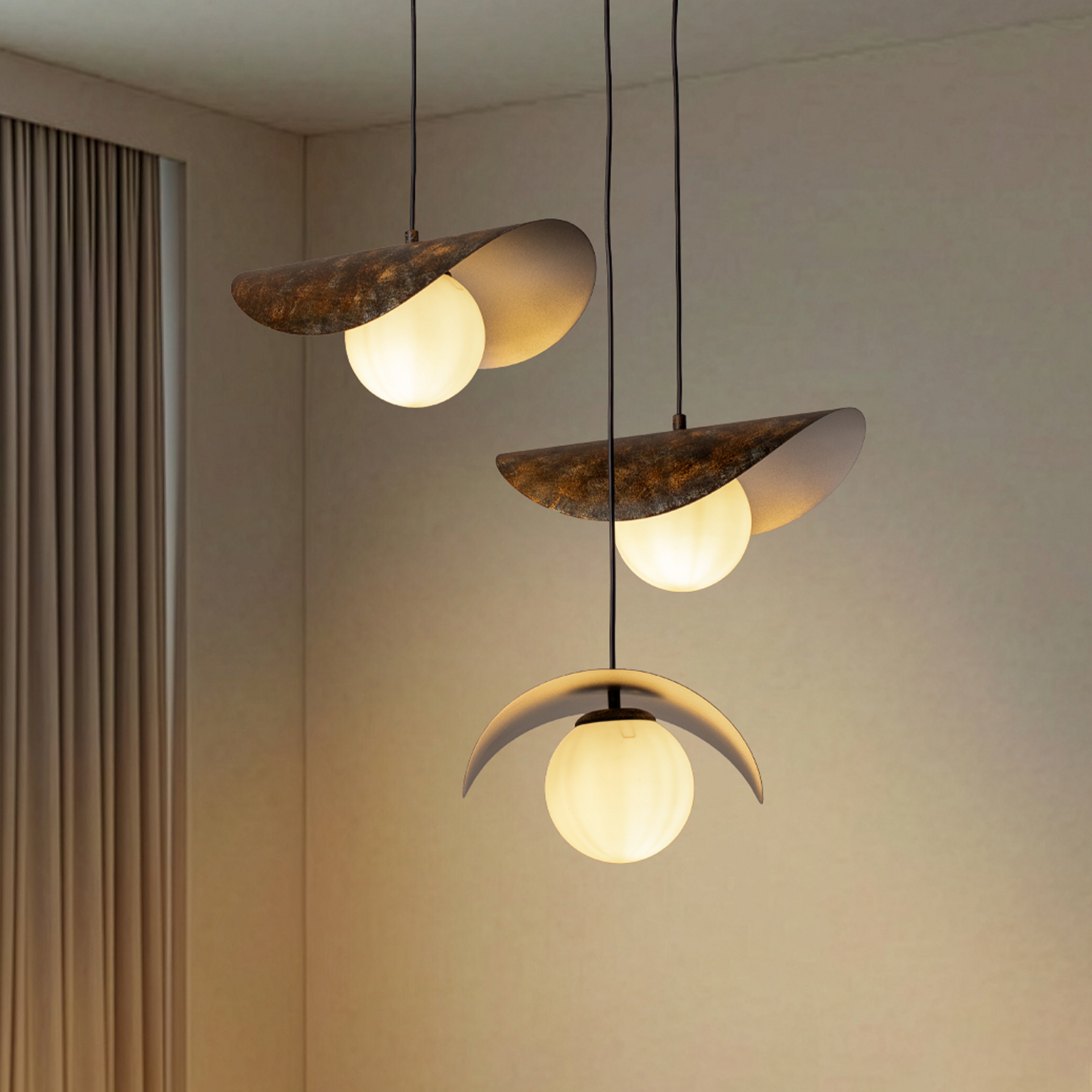 Suspension Vatoz, à 3 lampes, noir, Ø 50 cm, métal