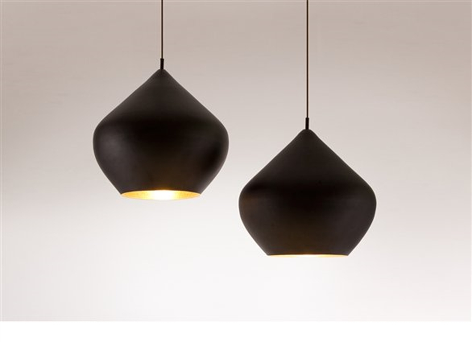 Beat Stout LED Candeeiro Suspenso Matt Black/Brass - Tom Dixon