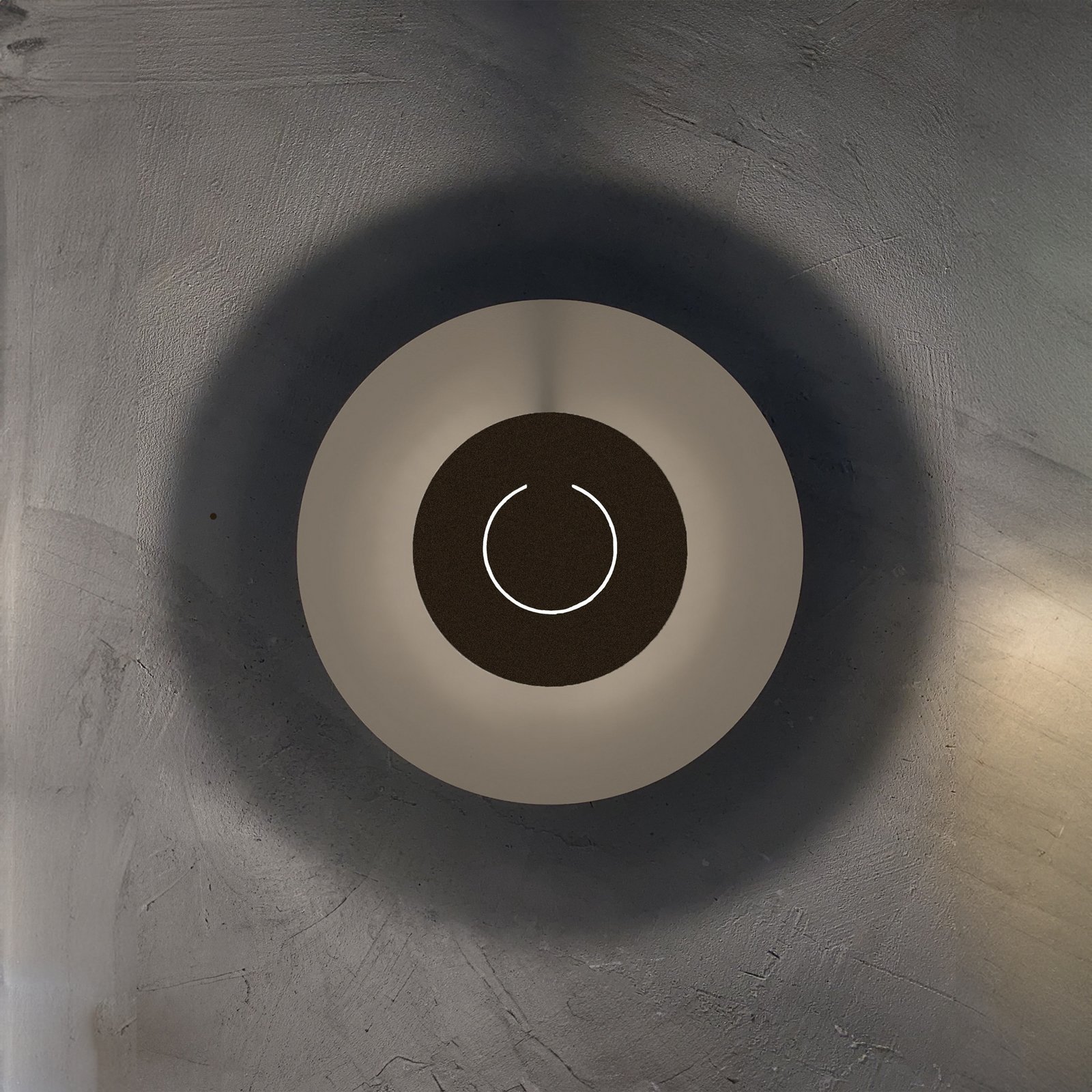 Knikerboker LED wall lamp DoppioZero, cream/brown, Ø 30 cm