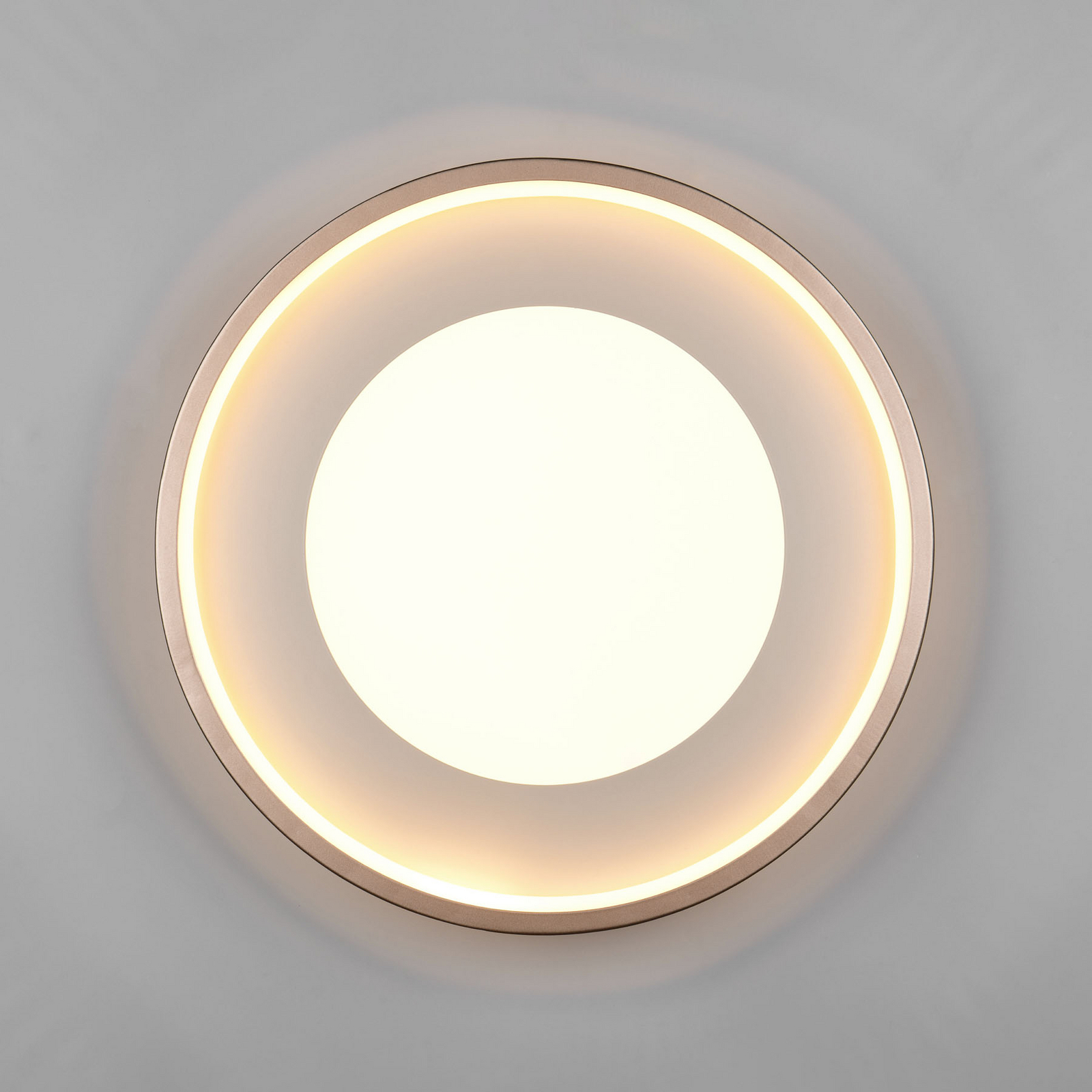 LED-taklampa Solea, brun, Ø 40 cm, plast LED-taklampa Solea, brun, Ø 40 cm, plast