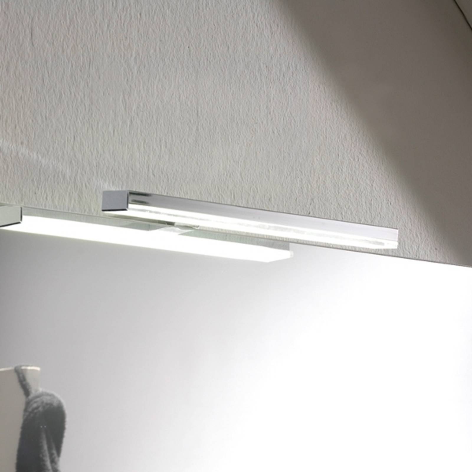 Energibesparende LED-spejllampe Esther S3 IP44