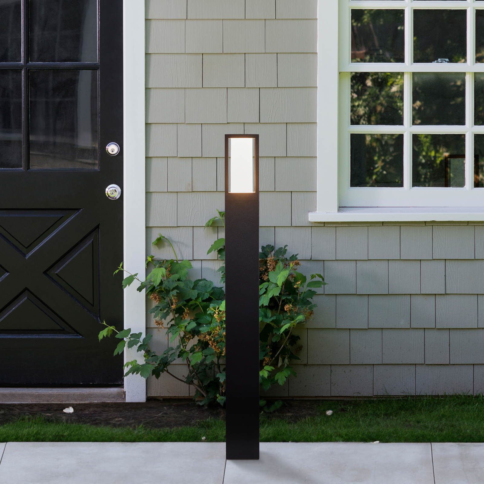 Avenue path light, black, height 73 cm, metal