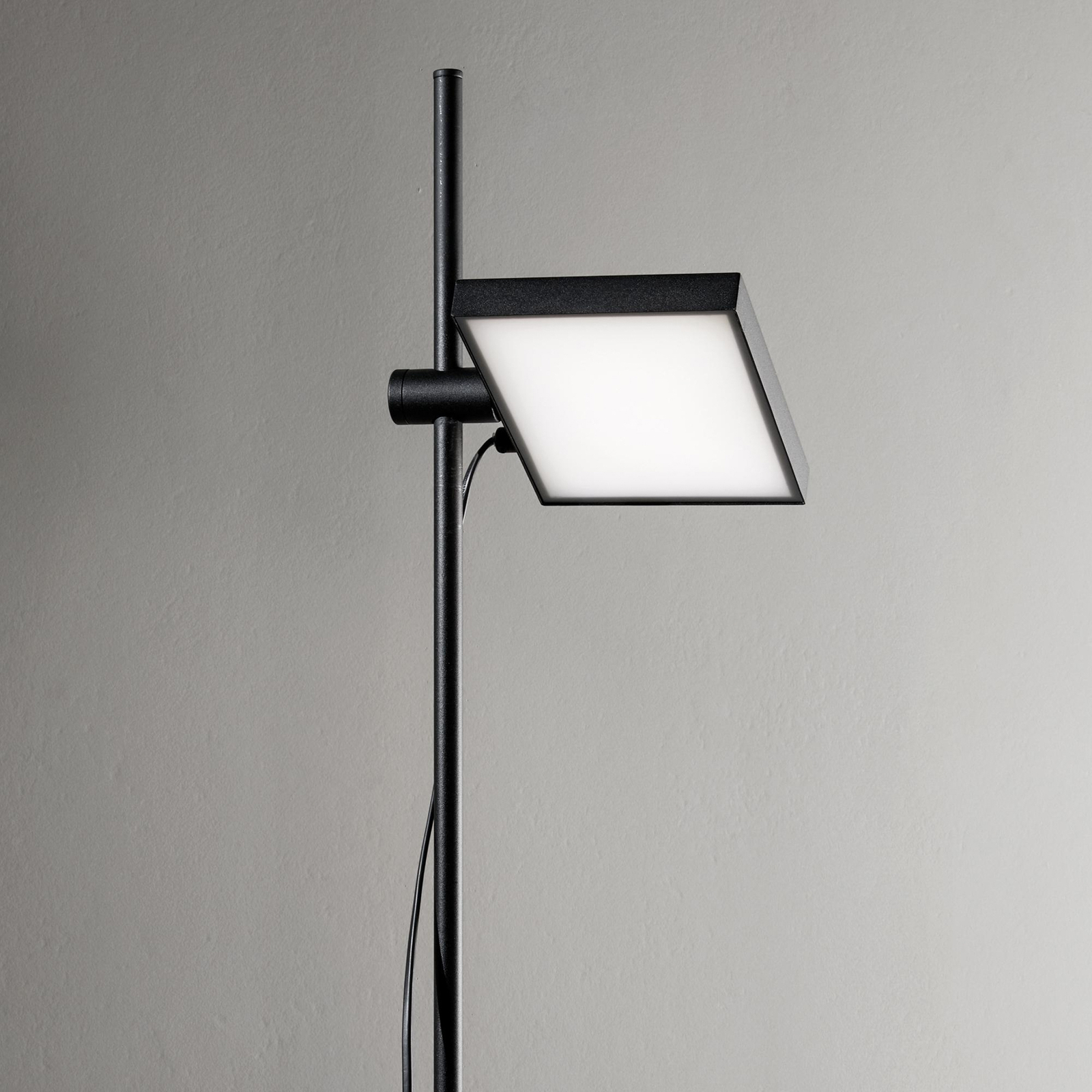 Ideal Lux Candeeiro de pé LED Lift, preto, metal, altura 180 cm