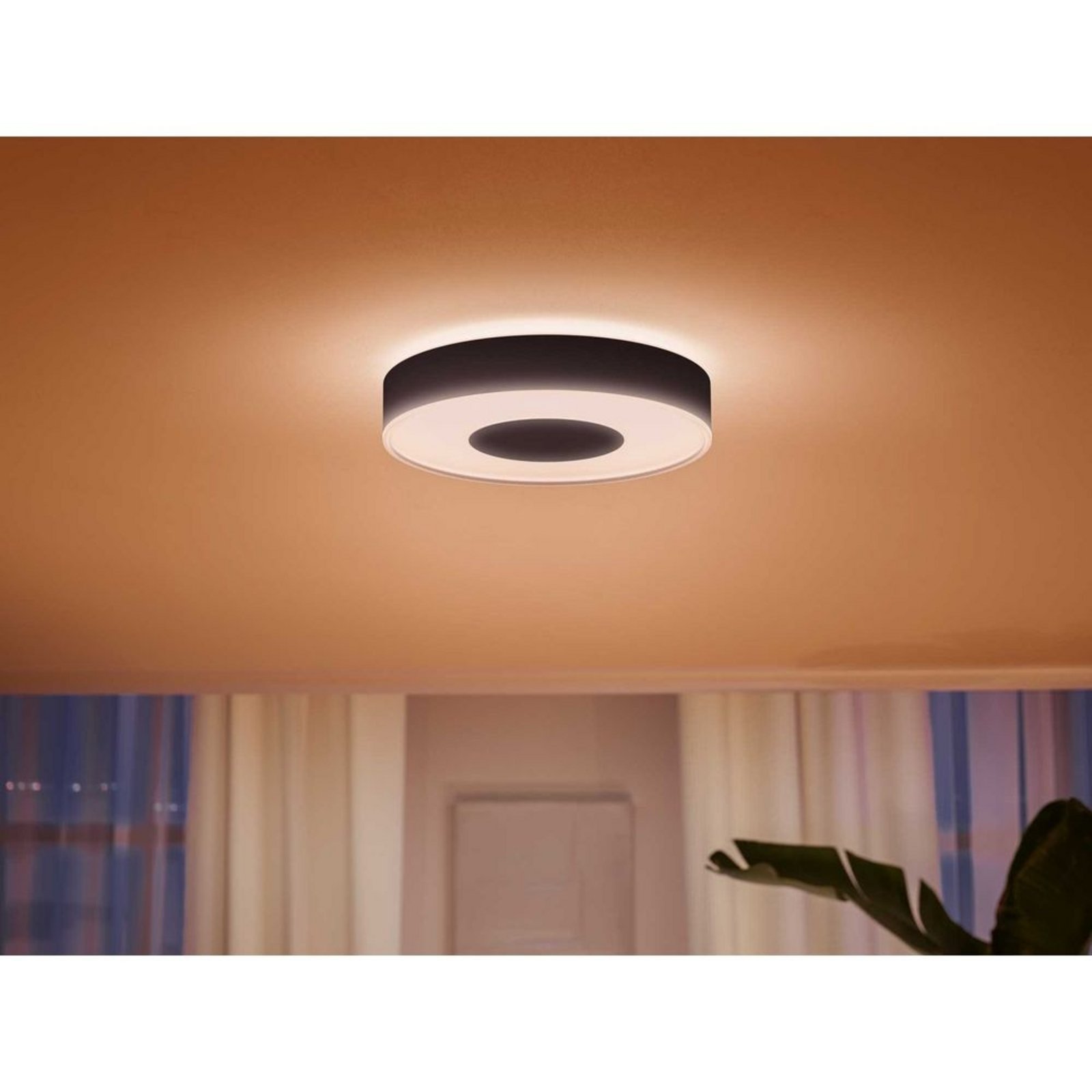 Infuse M Hue Plafonieră White&Color Amb. Black - Philips Hue