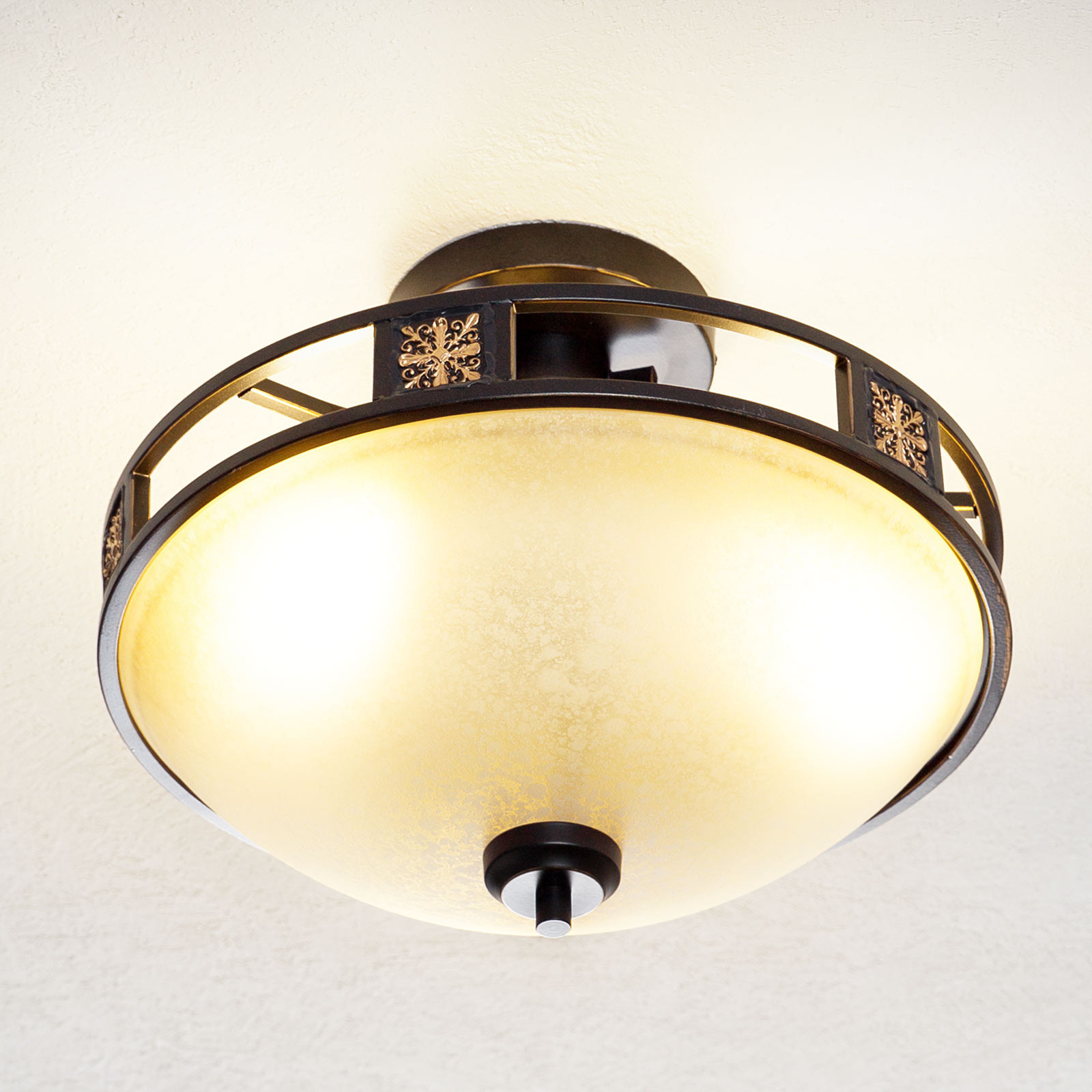 Trio Lighting Plafonieră Caecilia în stil antic 42 cm - Camera de zi / sufragerie - Antichitate - crem alabastru de culoare ruginie - Sticlă