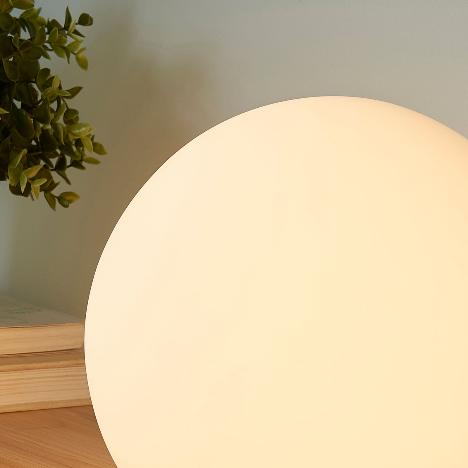 Lámpara de mesa Marike cristal esférico, blanco
