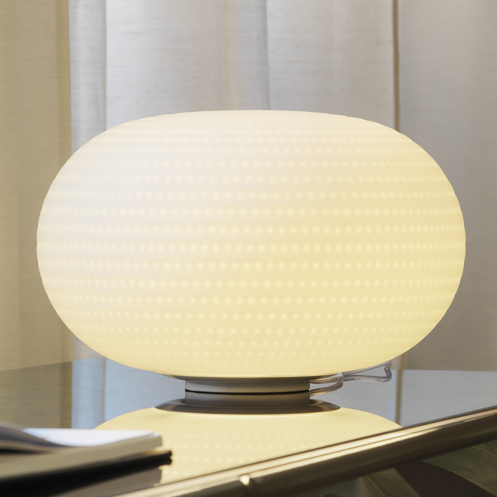 Lámpara de mesa LED Bianca de Fontana Arte