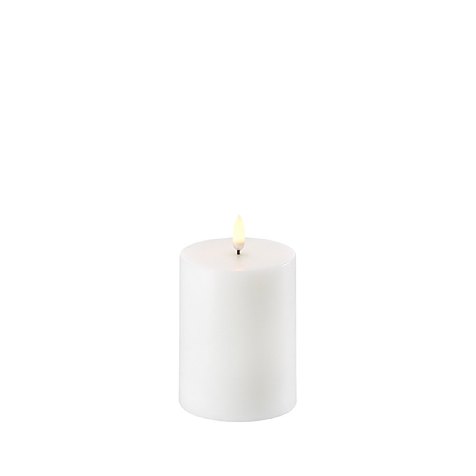 Pillar candle LED Nordic White 7,8 x 10 cm - Uyuni Lighting