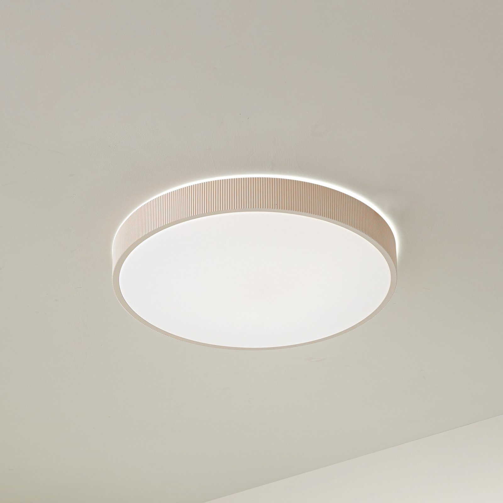 Lindby LED-Deckenleuchte Zylo, beige, Ø 49 cm, CCT, dimmbar