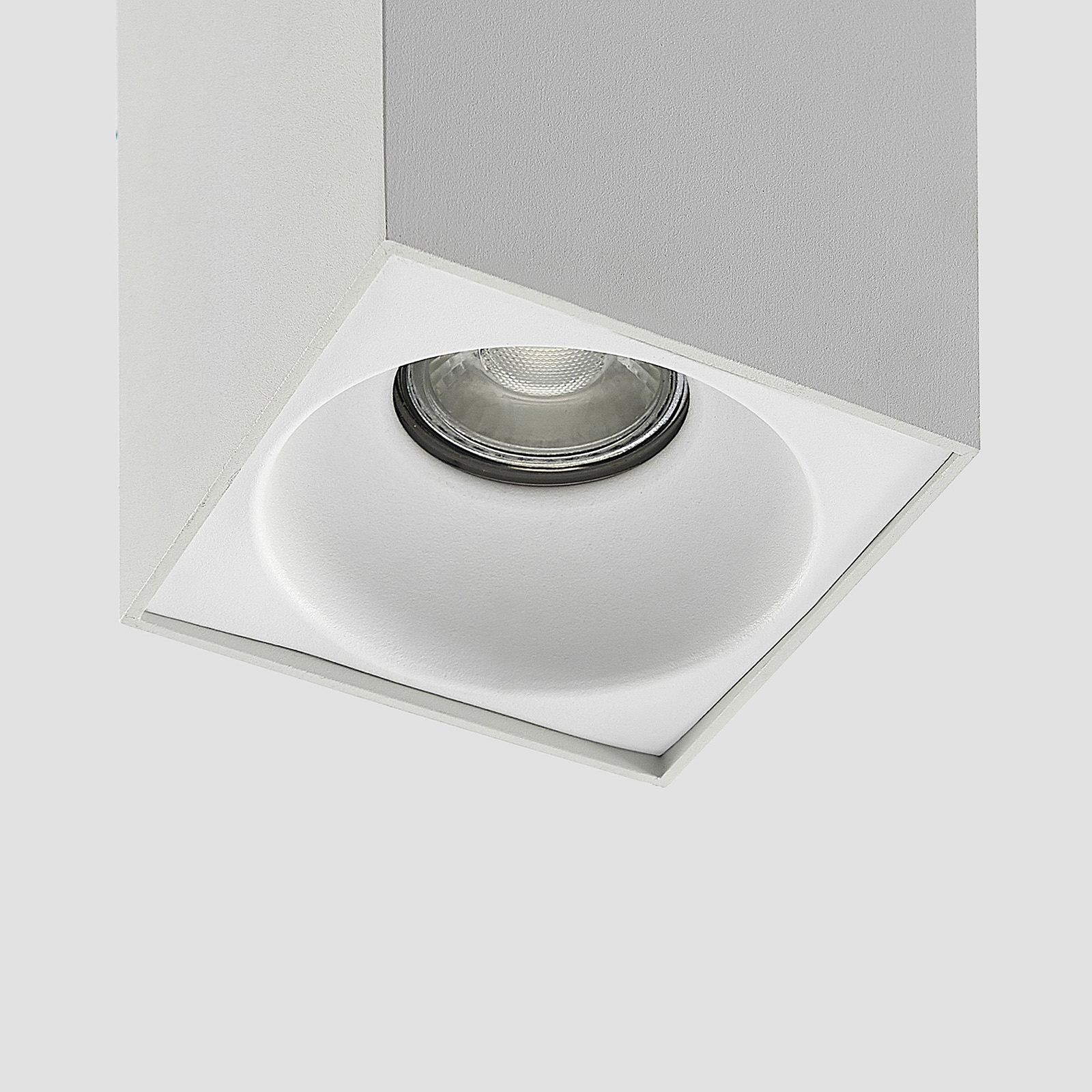 Arcchio Hinka -kattovalo kulmikas 18 cm, valkoinen