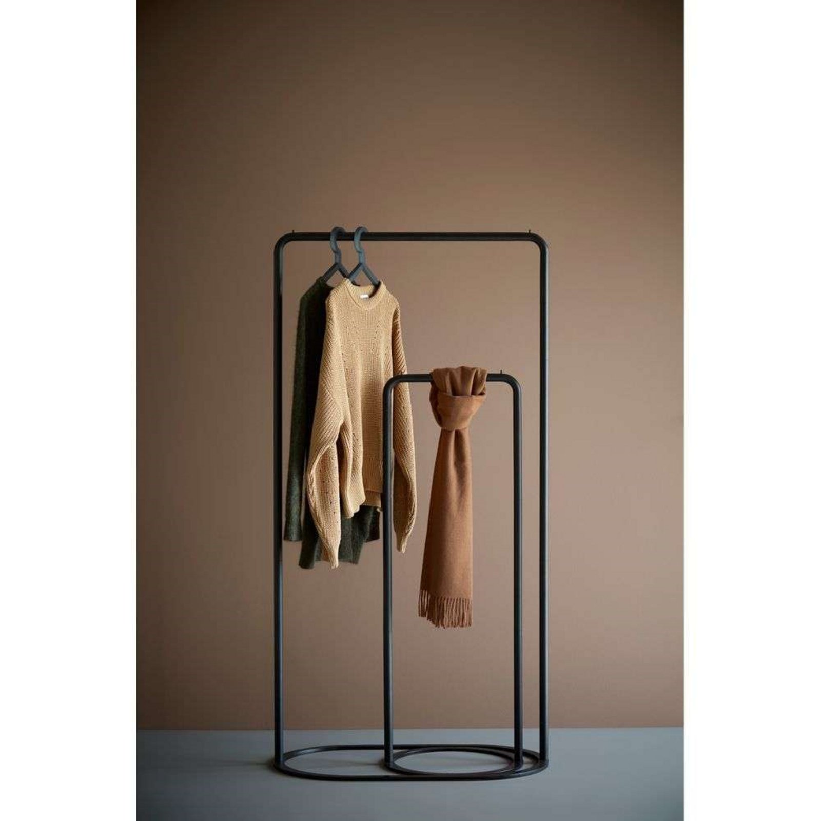 O&O Clothes Rack Large Black - Woud