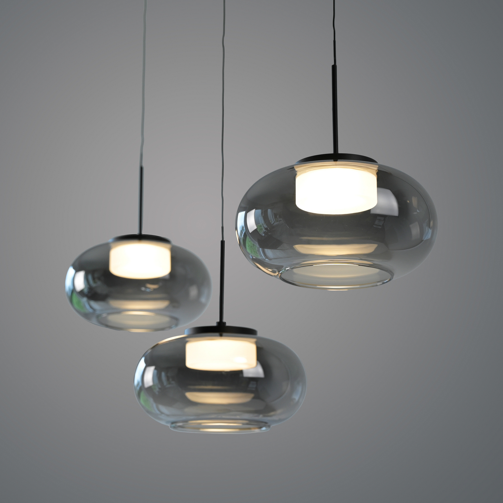 LED-visoka svetilka Sia, 3-svetilna, dimno siva, 3.000 K LED-visoka svetilka Sia, 3-svetilna, dimno siva, 3.000 K