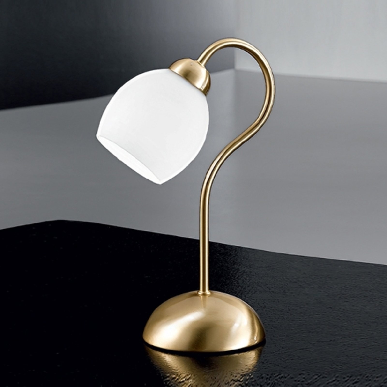 Doma table lamp