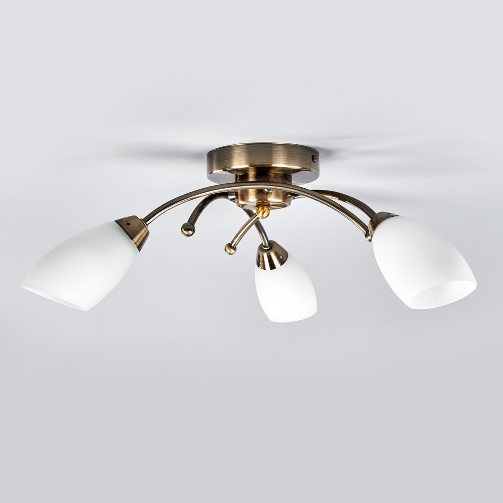 Beau plafonnier OPERA 3 lampes laiton vieilli
