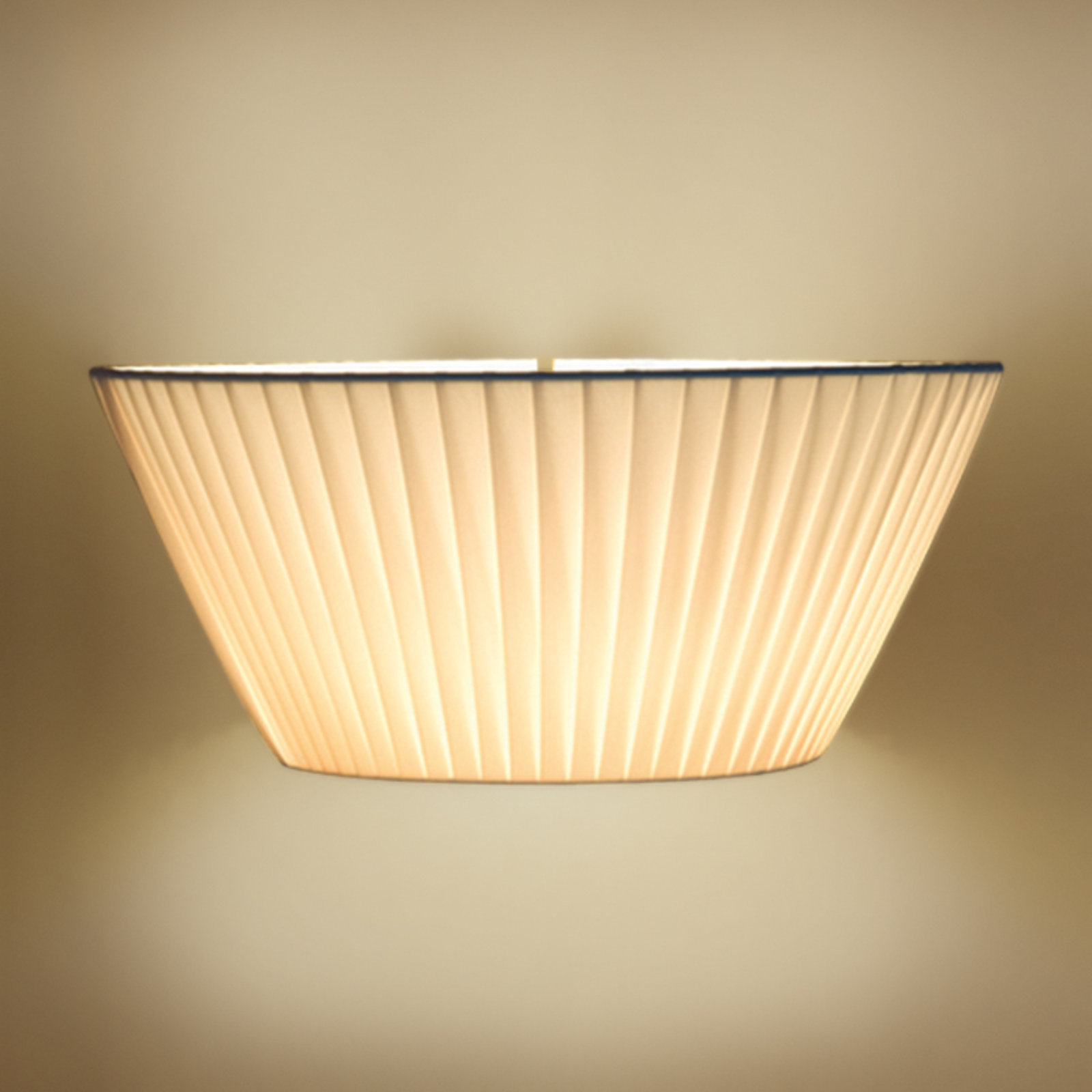 Pamalux Dignified beige wall light Emma, width 50 cm, for Living / Dining Room, pleated fabric, E14, 40 W, energy efficiency: A++, W: 50 cm, H: 22 cm