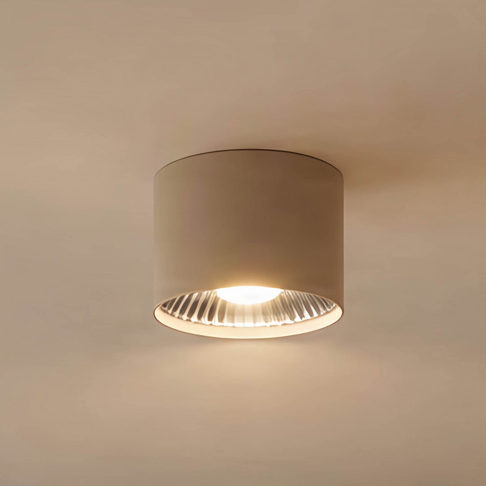 Takspotlight Chloe, krämfärgad, metall, 9 cm hög, justerbar, GU10