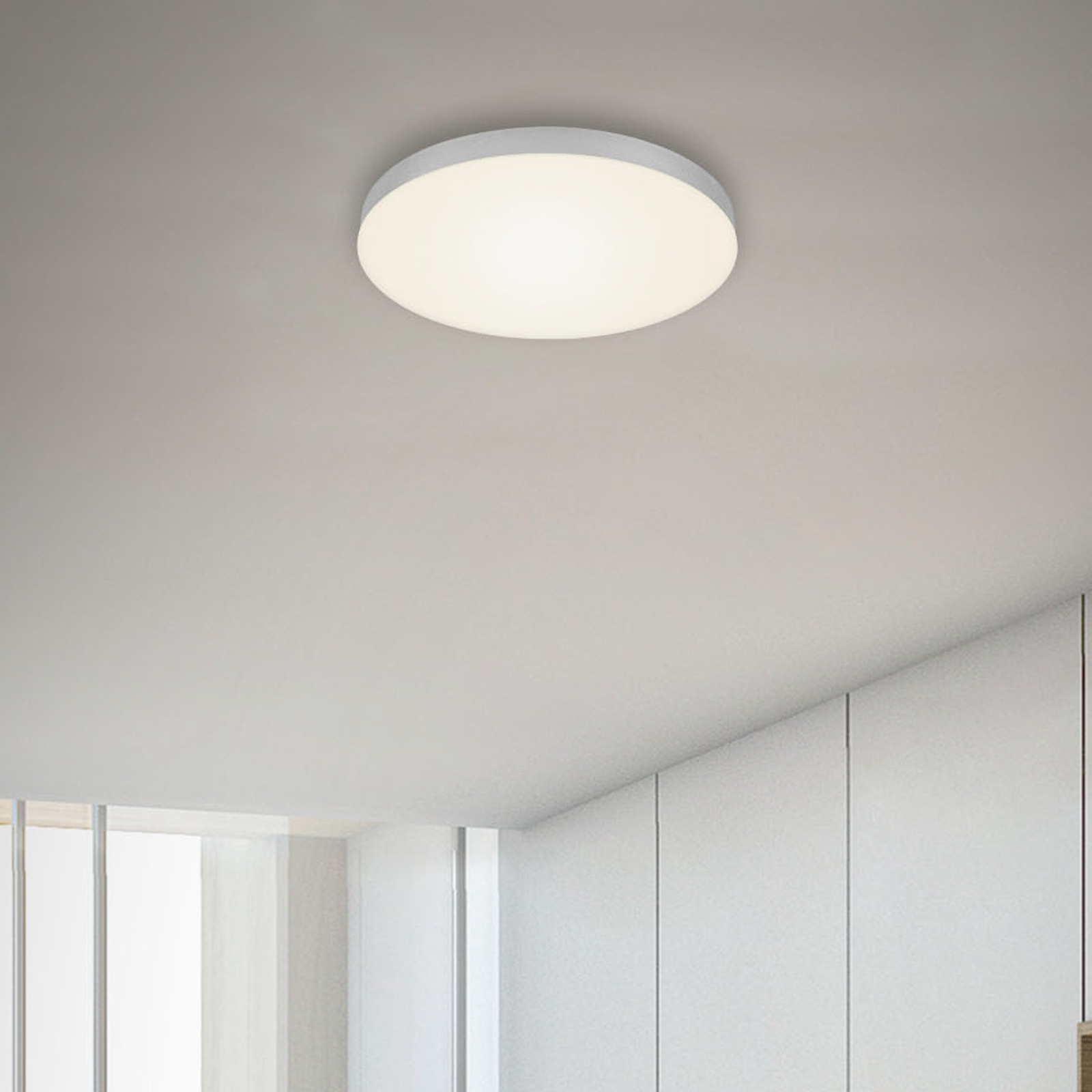 Flame LED ceiling light, Ø 28.7 cm, silver