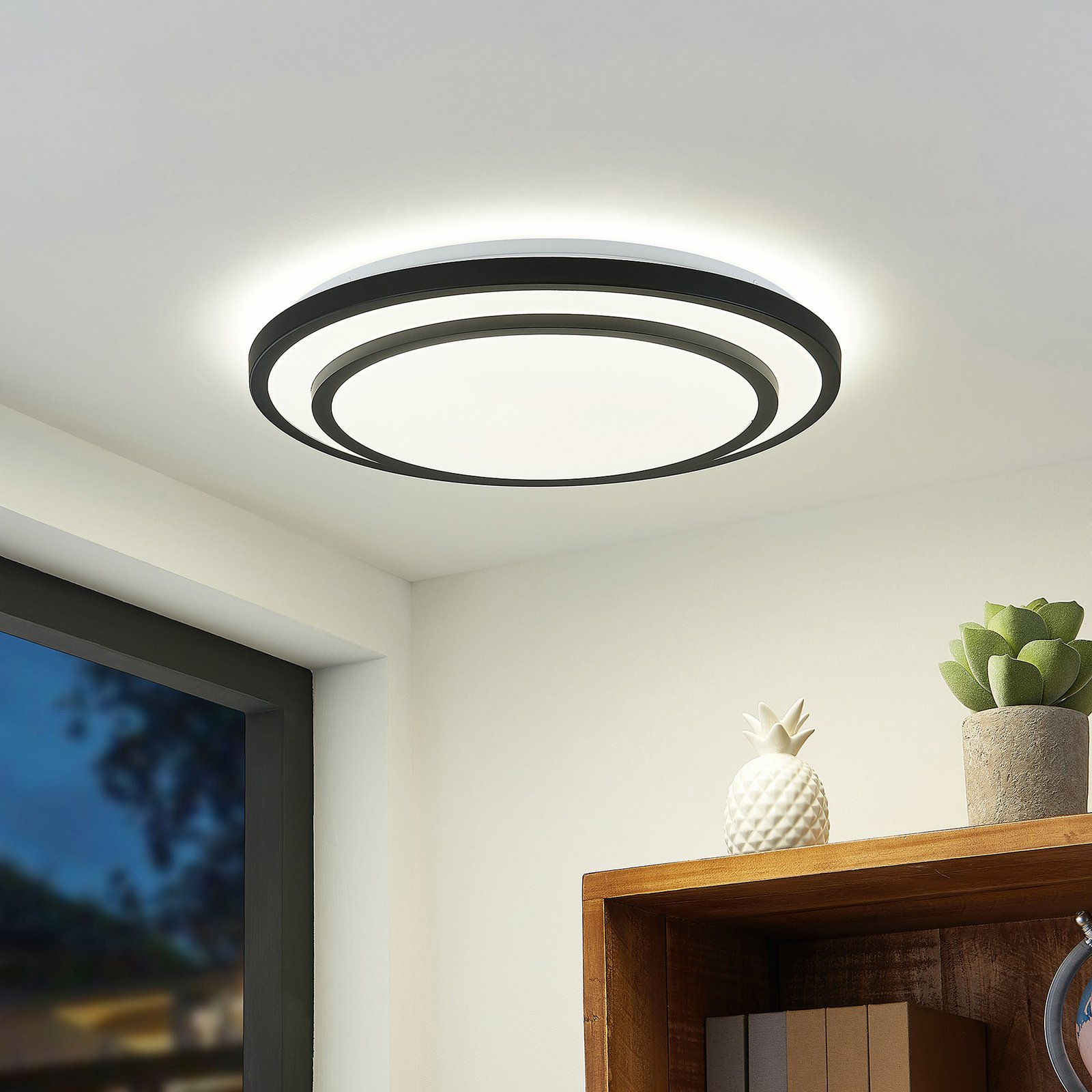 Essina LED Stropné Lampa Dim. CCT Black/White - Lindby