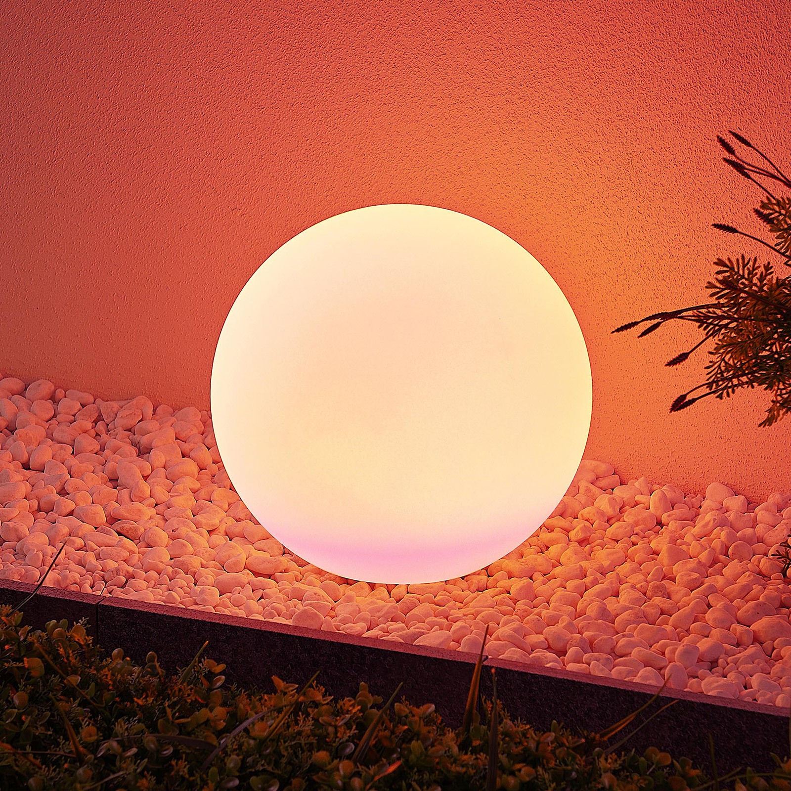 Lindby Yohan RGB-solcellslampa, 30 cm
