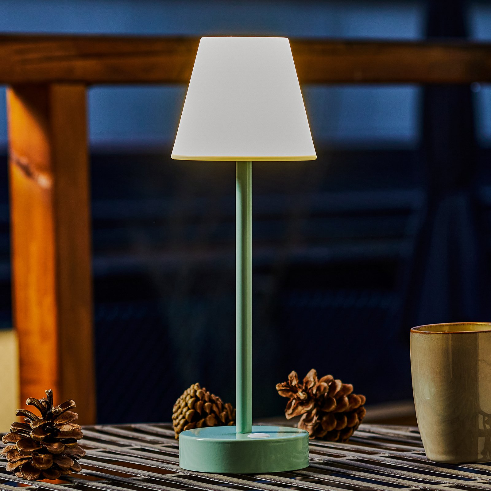 Newgarden Lola Slim lampe à poser LED, menthe