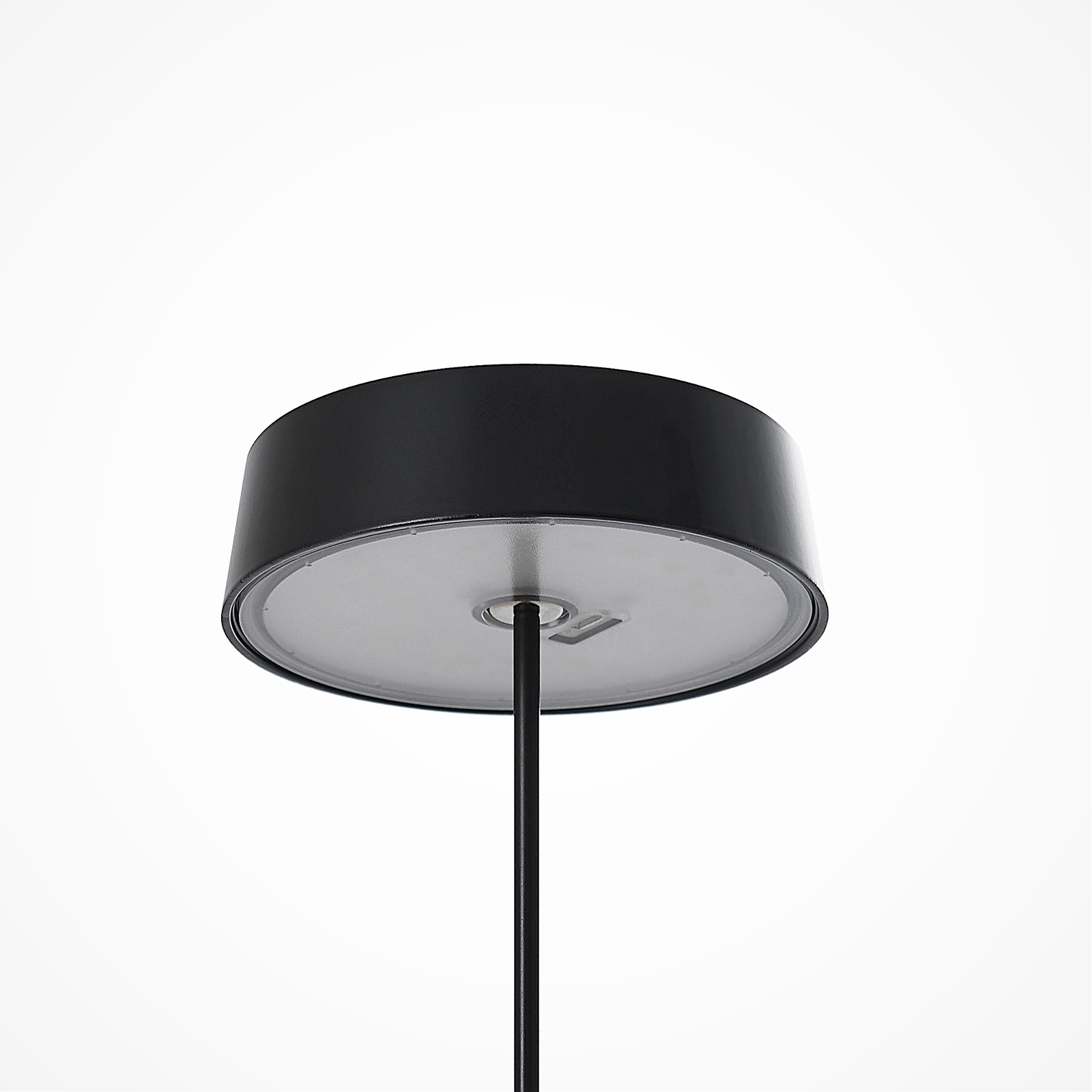 Lucande LED-es újratölthető asztali lámpa Tibia, fekete, alumínium, USB,