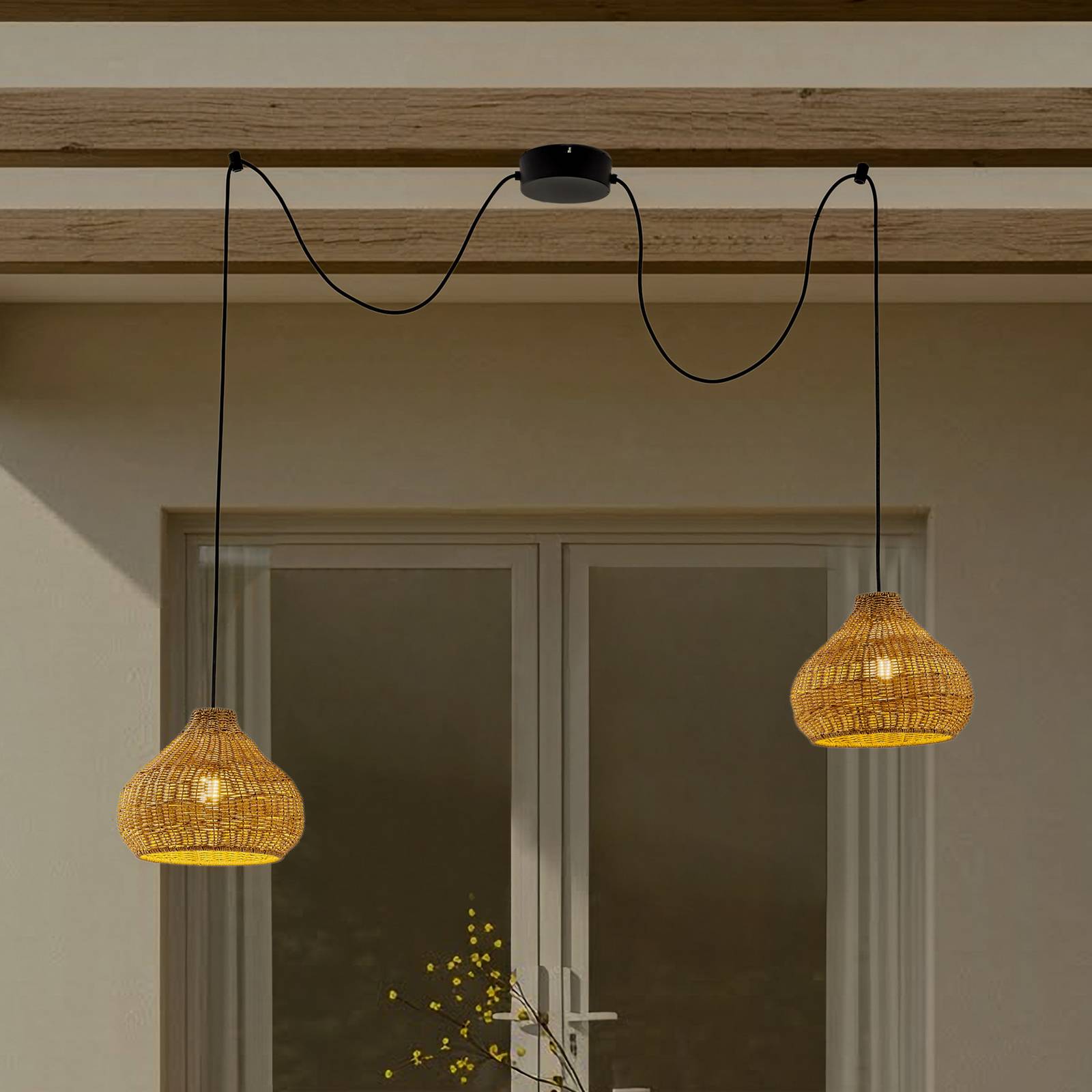 Lucande Außenhängelampe Taniola, 2-flg., beige, Rattan, IP44 günstig online kaufen