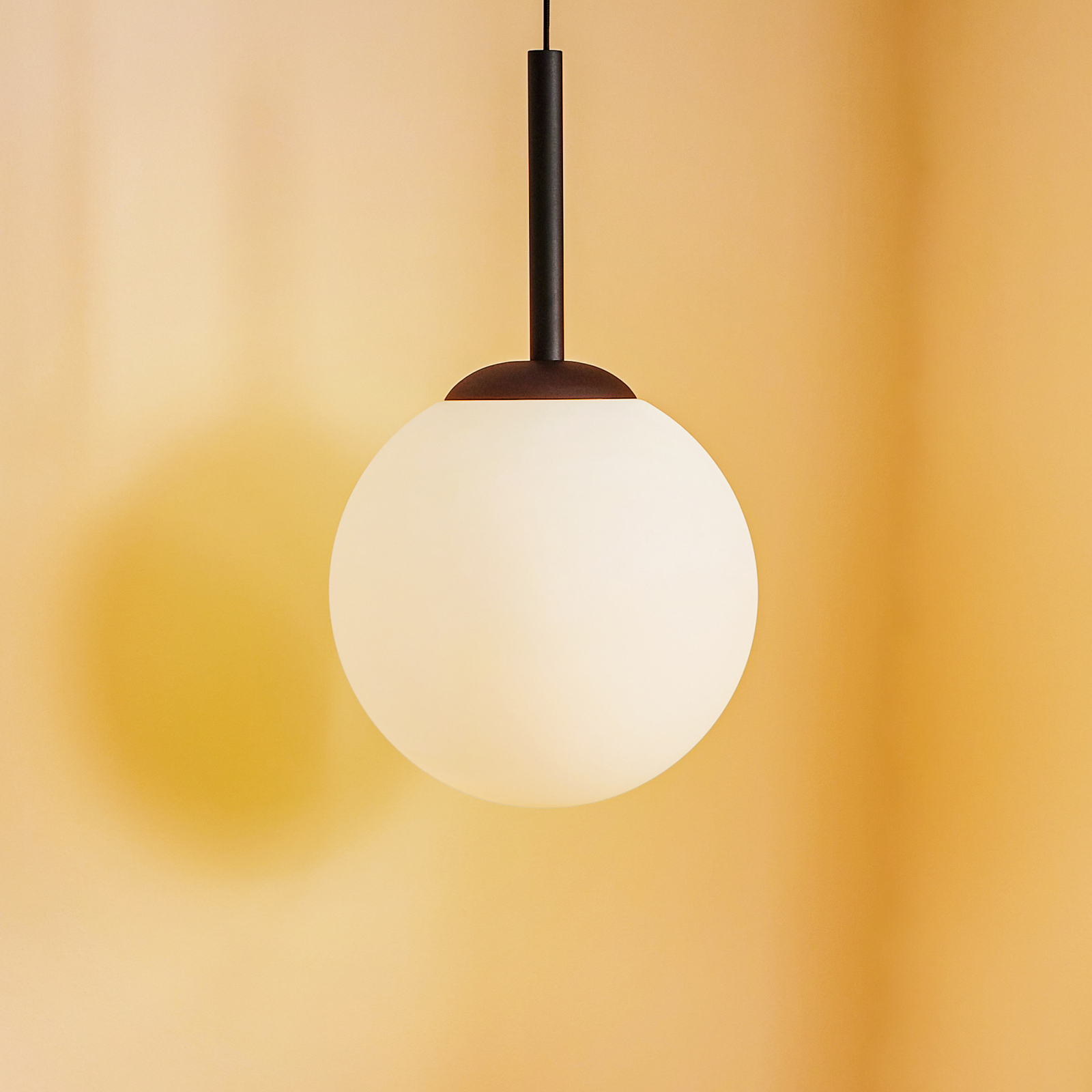 Lámpara colgante Bosso, 1 luz blanco/negro 40 cm