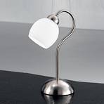 Satinerad, vacker bordslampa Doma