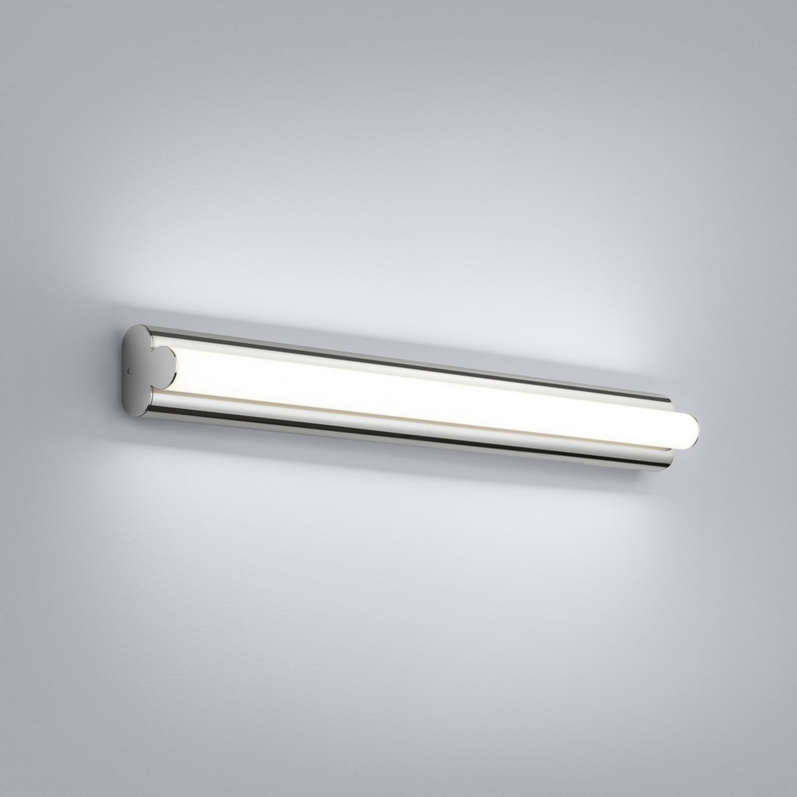 Helestra LED mirror light LOOM 2, length 60 cm, IP44, CCT