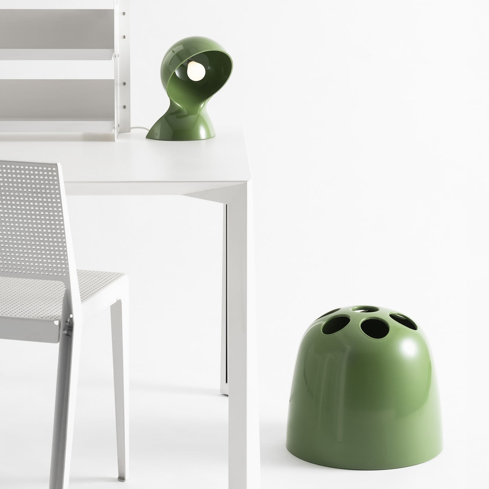 Dalú Tischlampe, Höhe 26 cm, grün - Artemide Dalú Tischlampe, Höhe 26 cm, grün - Artemide