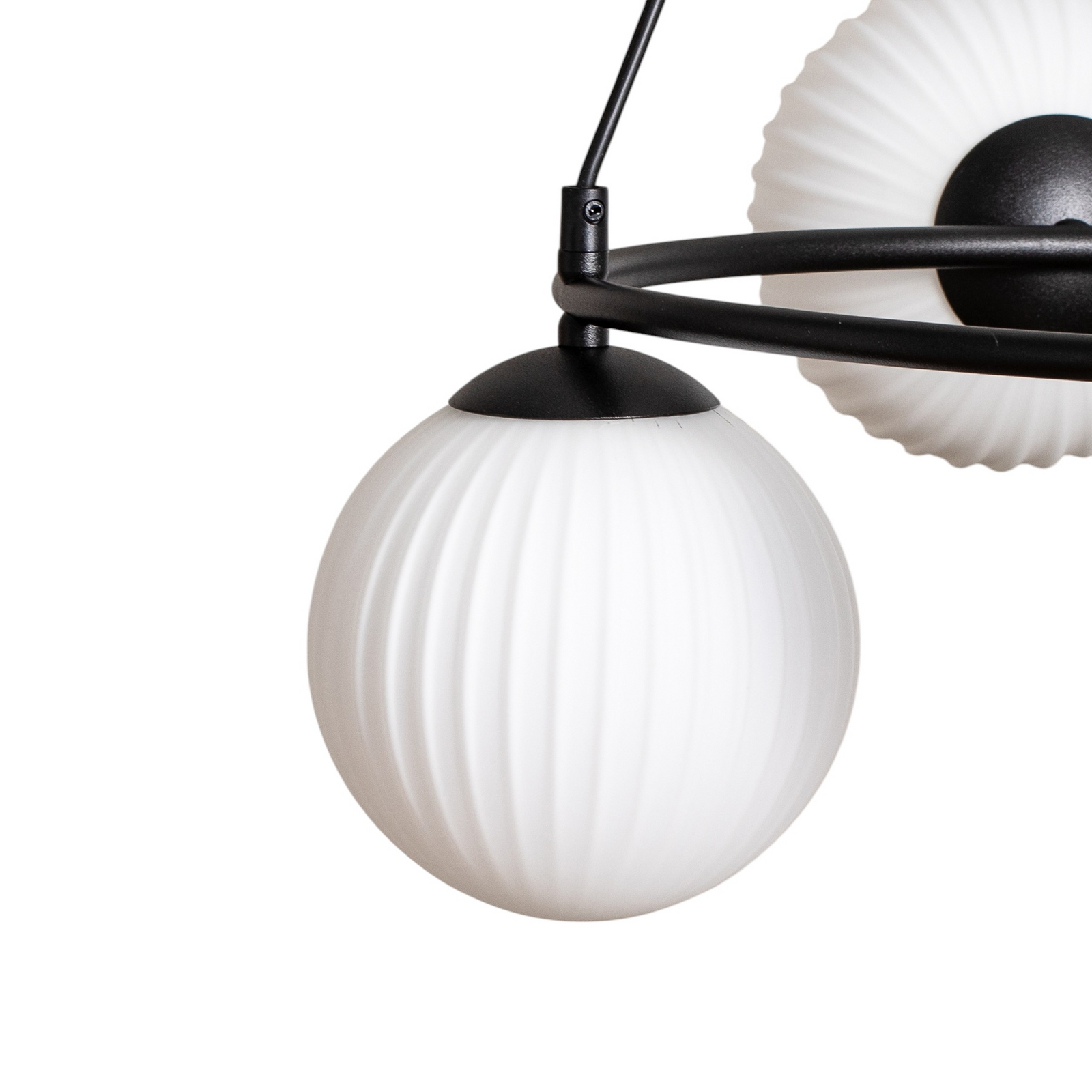 Libra living room lamp, opal/black, Ø 70 cm, glass, 5-bulb.