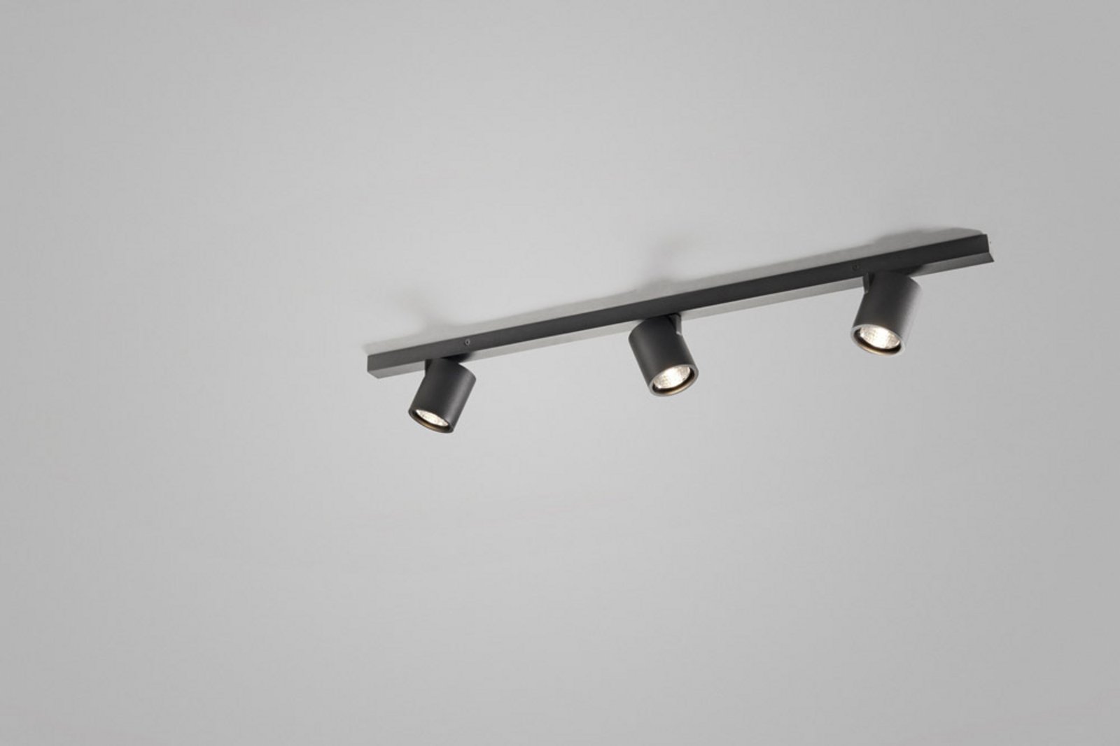 Focus Mini LED 3000K L70 Ceiling Lamp Black - LIGHT-POINT