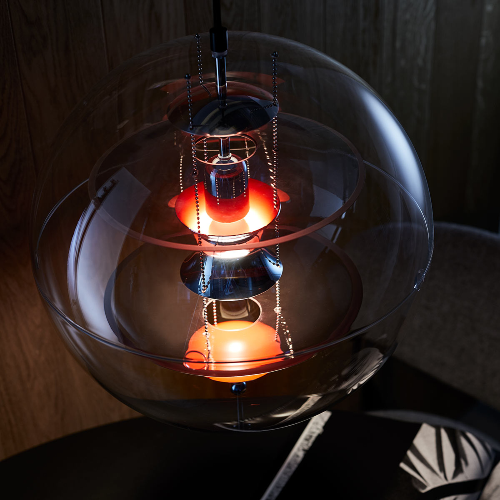Lampada a sospensione in vetro colorato VERPAN Globe