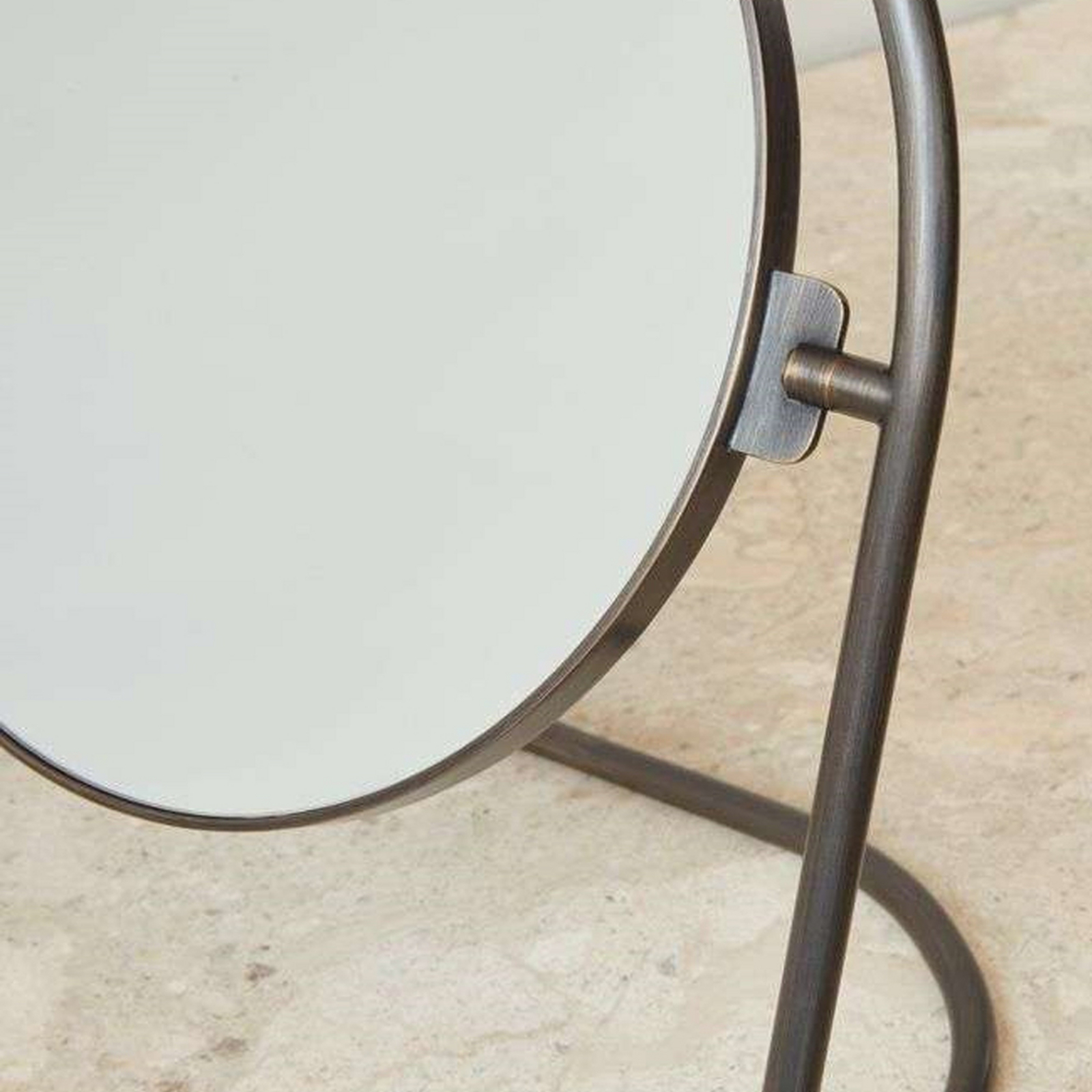Nimbus table mirror, bronze, height 26 cm - Audo Nimbus table mirror, bronze, height 26 cm - Audo