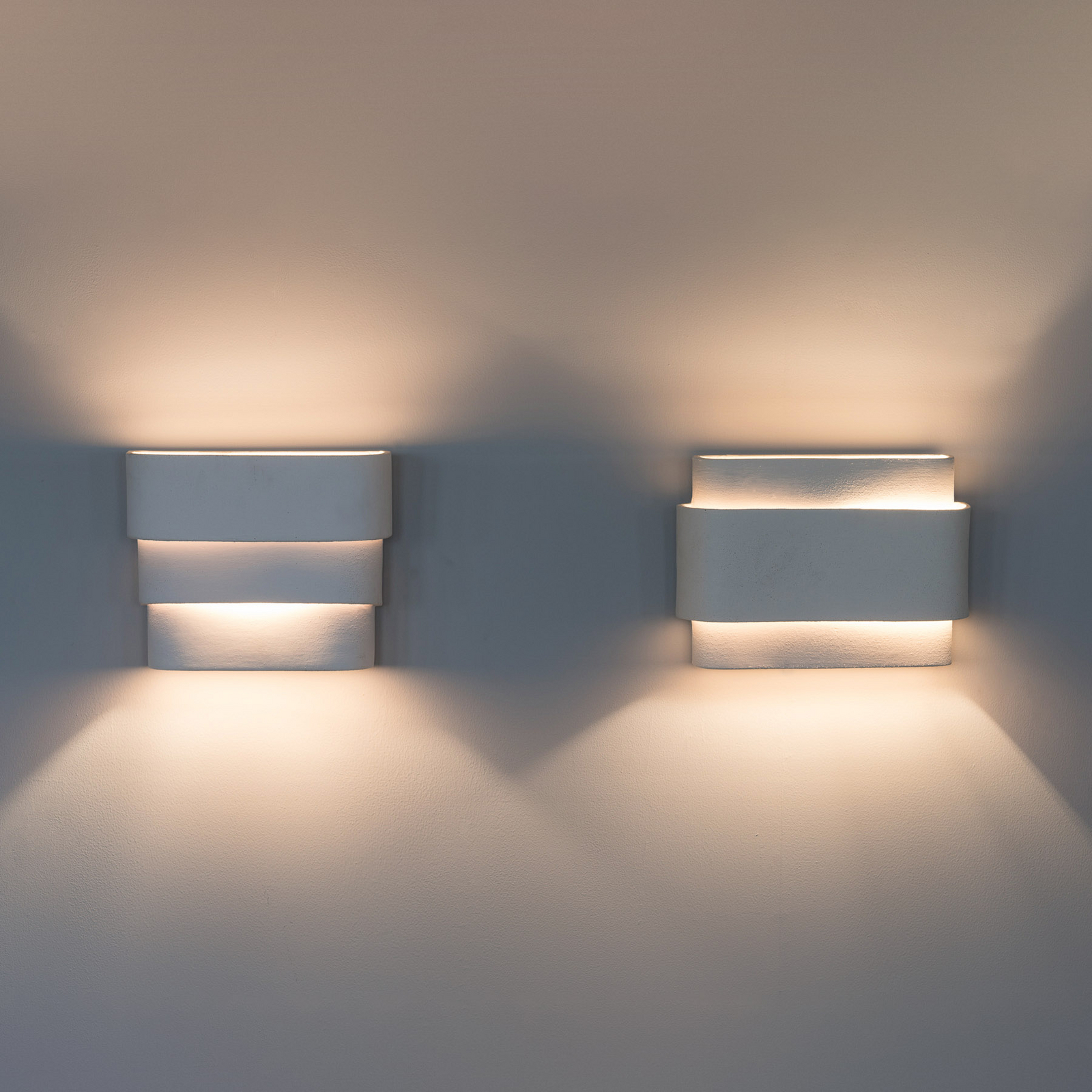 BEIGE LOUIS 02 væglampe, op/ned, stentøj, E14 – Serax