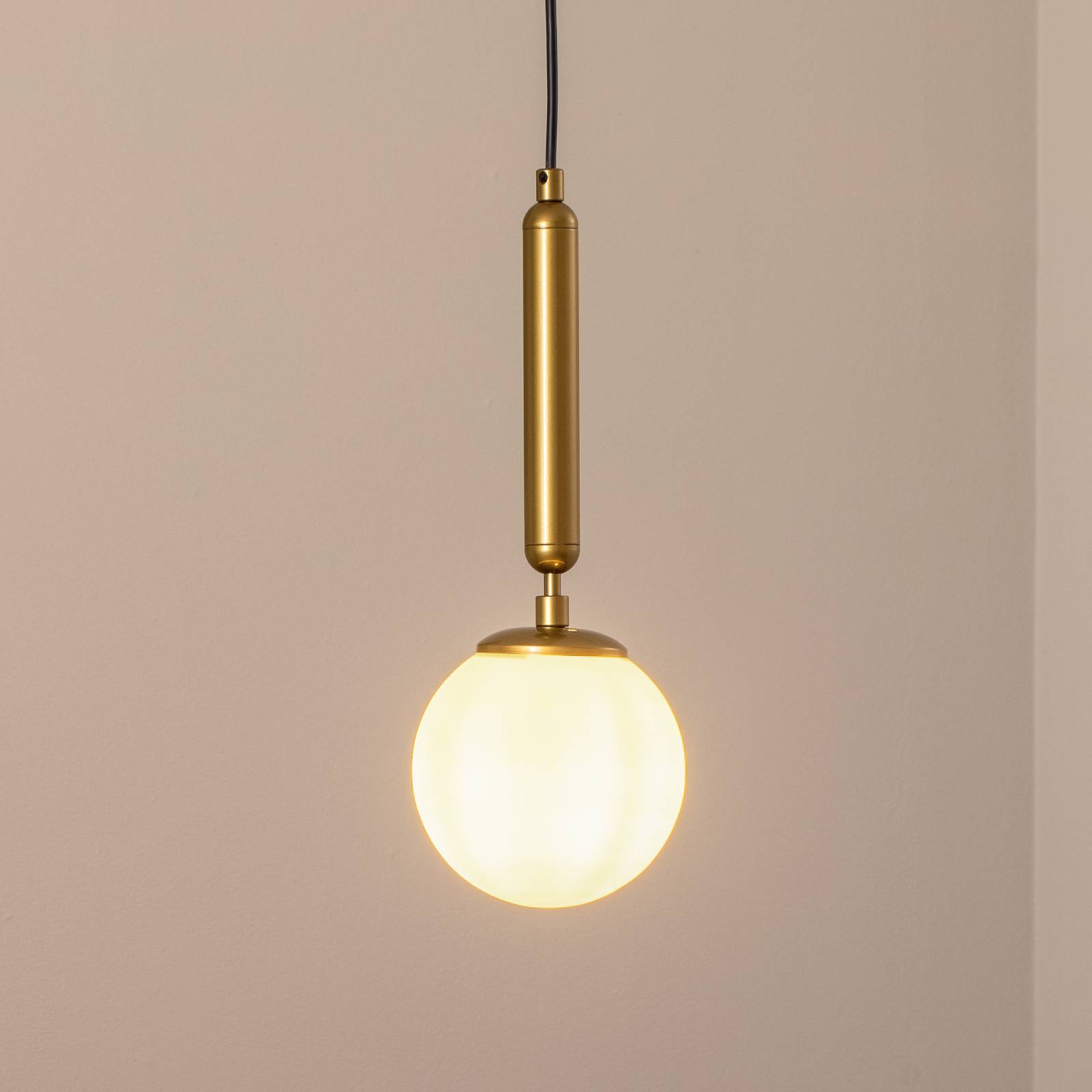 Hängeleuchte King, goldfarben/opal, Glas, Ø 15 cm, E14 günstig online kaufen