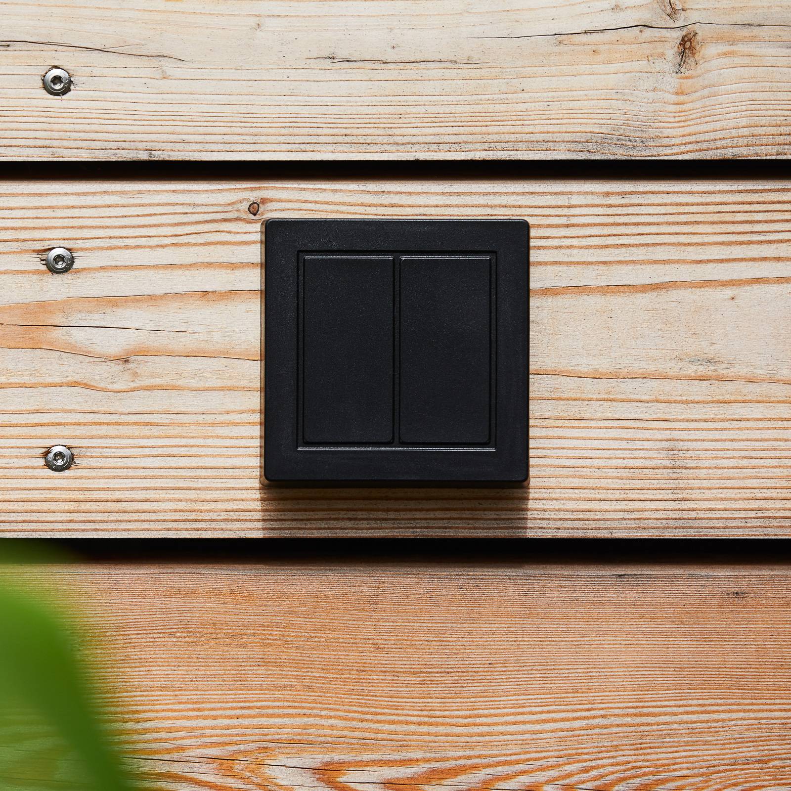 Senic outdoor smart switch philips hue 1db fekete