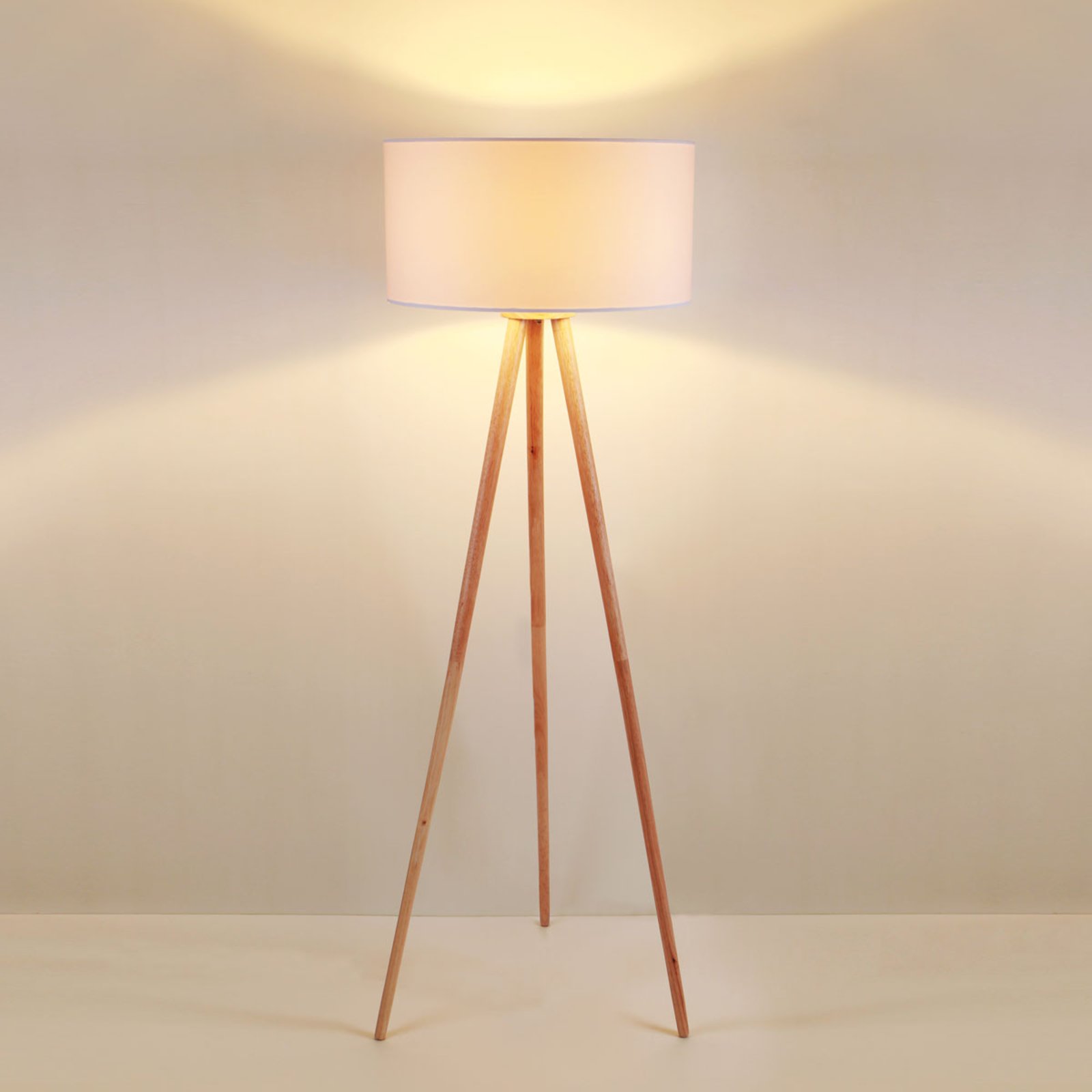 Charlia Stojaca Lampa White/Wood - Lindby