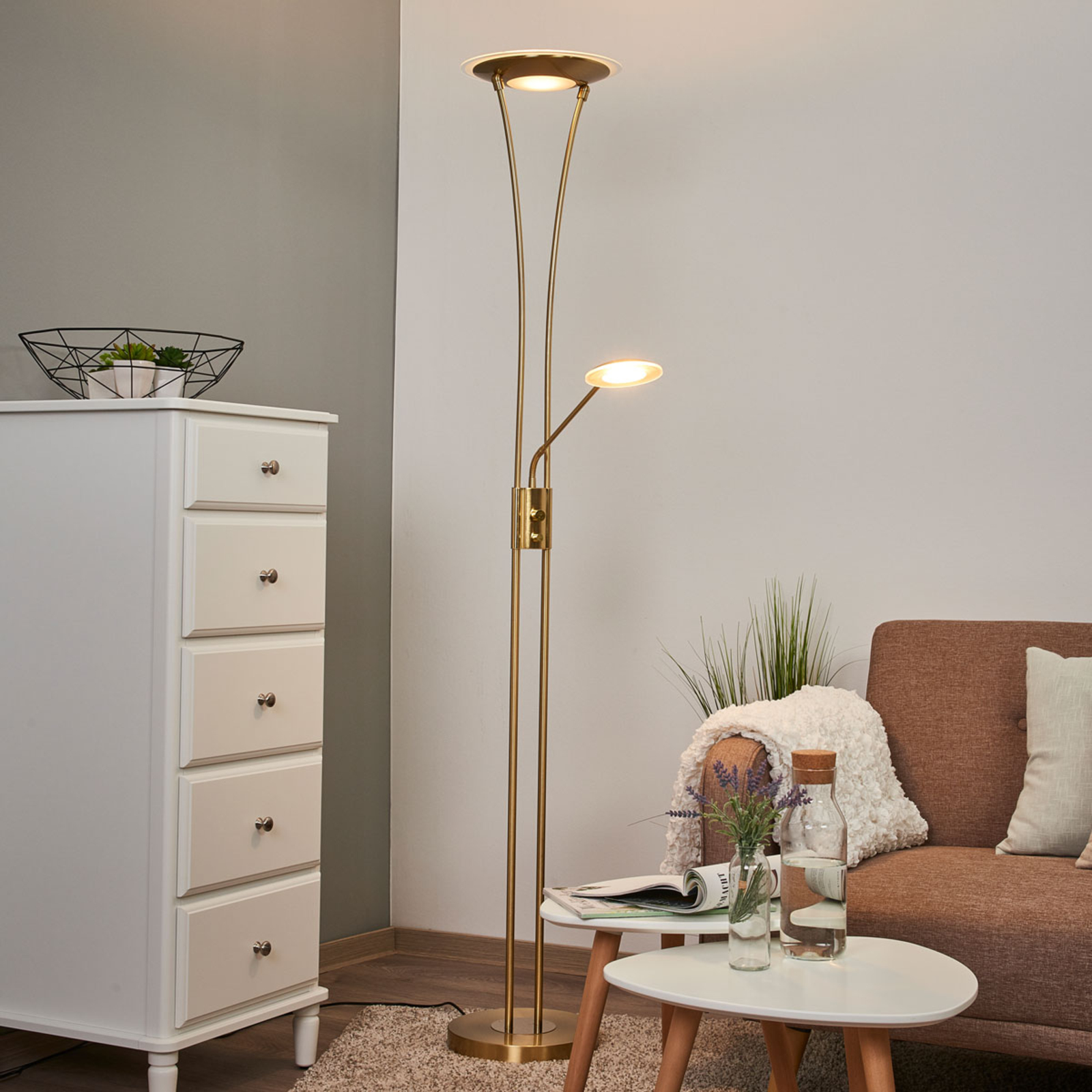 Lindby Classic floor lamp Eda, reading light and dimmer, for Living / Dining Room, metal, glass, polycarbonate, 25 W, energy efficiency: A+, H: 180 cm