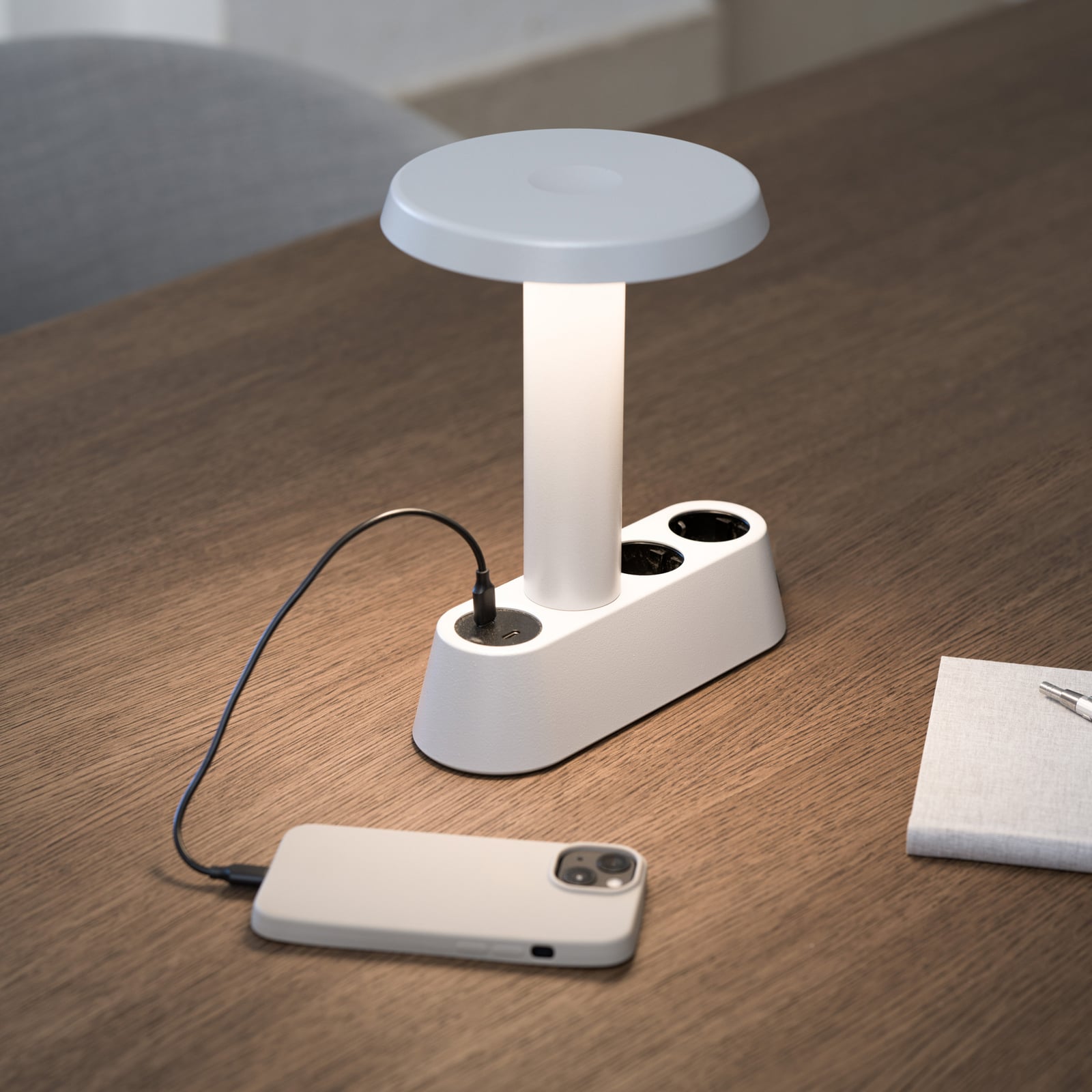 Prise NOMAD BLOCK en aluminium 3 x type F + USB - Forming Function Prise NOMAD BLOCK en aluminium 3 x type F + USB - Forming Function