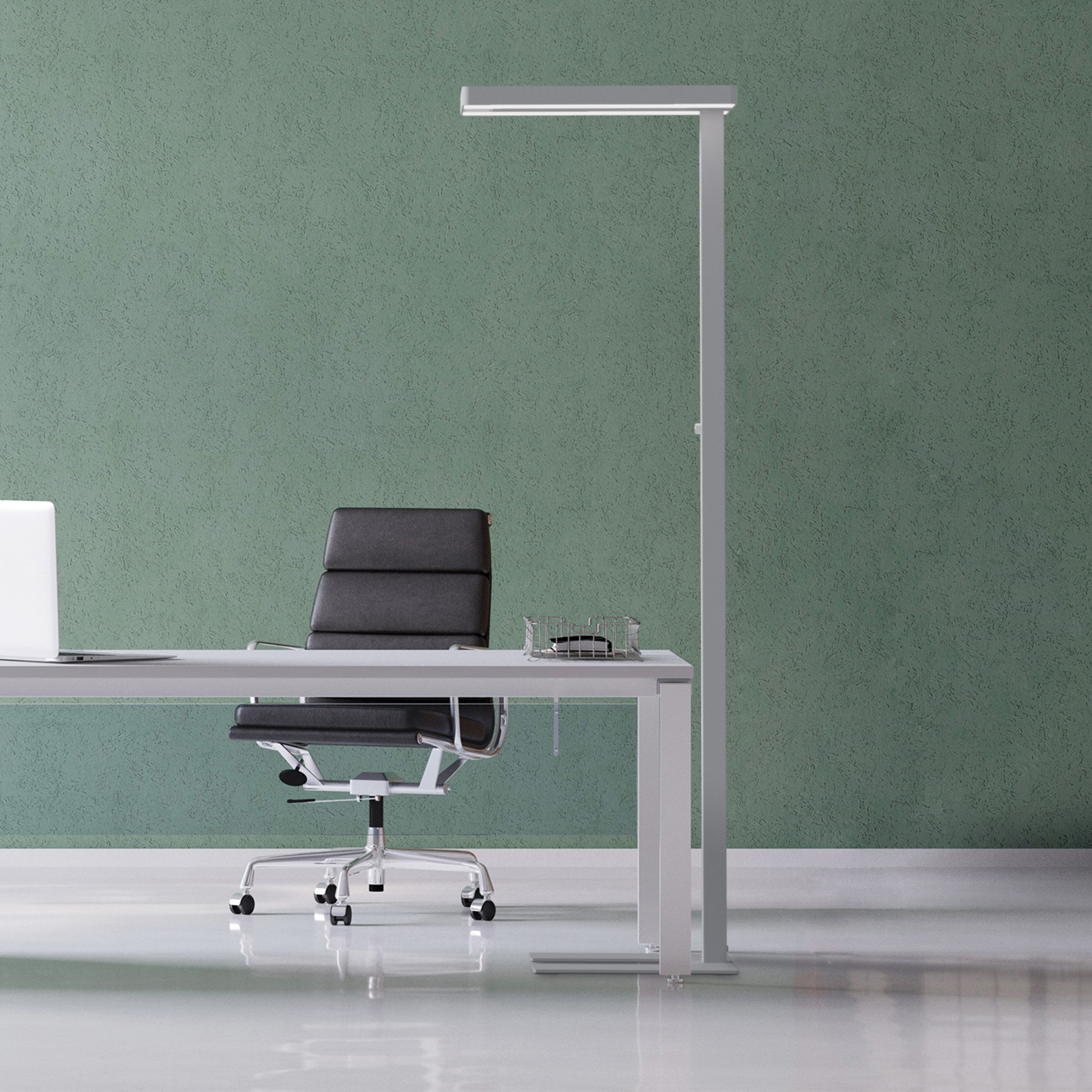 Lampa stojąca LED MAULjaval, kolor srebrny, 196 cm, ściemniana podstawa