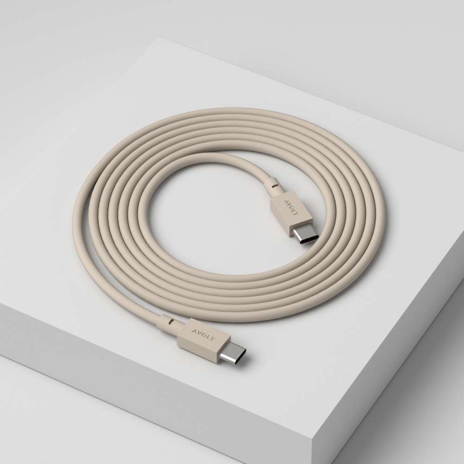 Kabel USB-C zu USB-C, beige, Länge 2 m - AVOLT